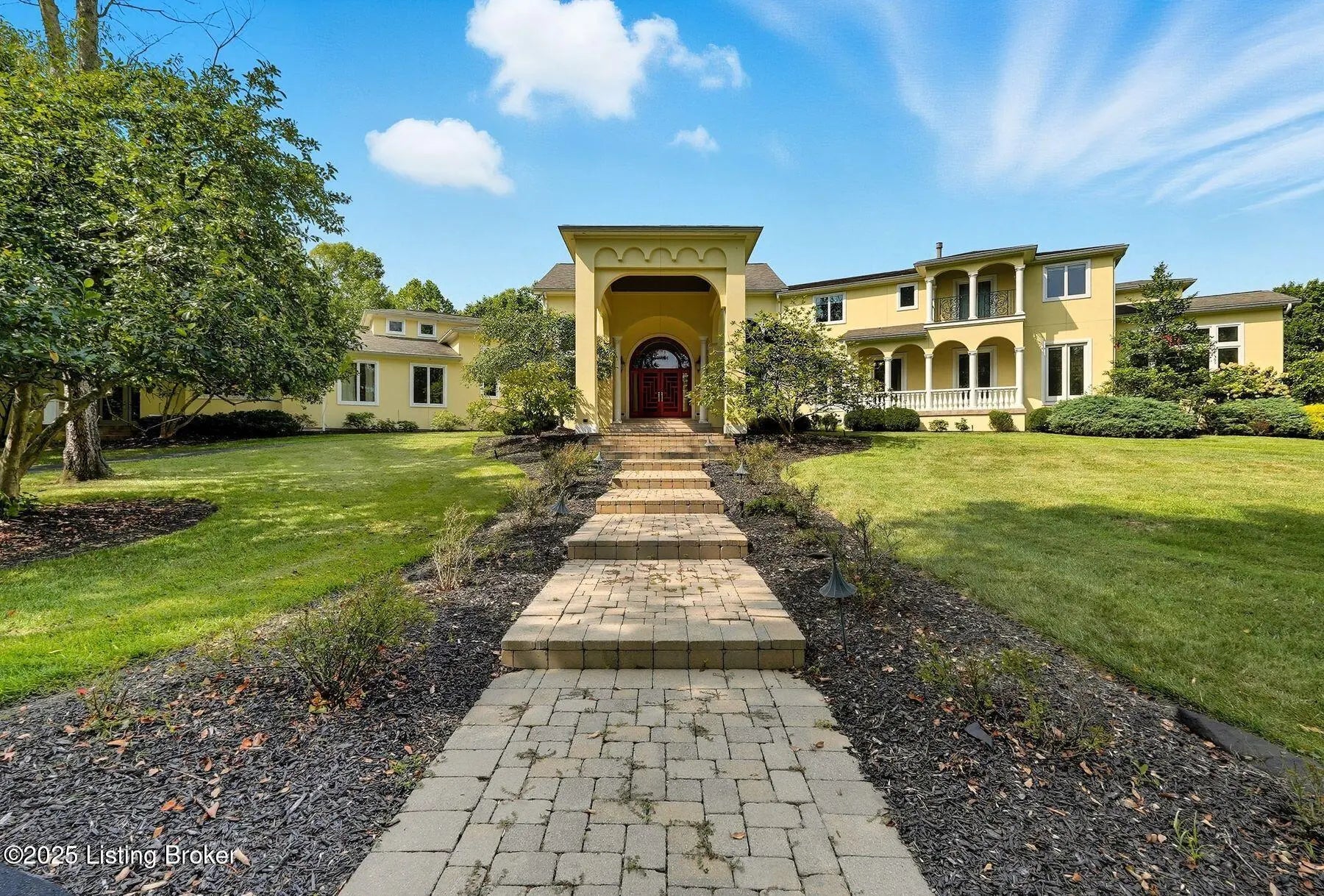 Photo of Listing #1701882