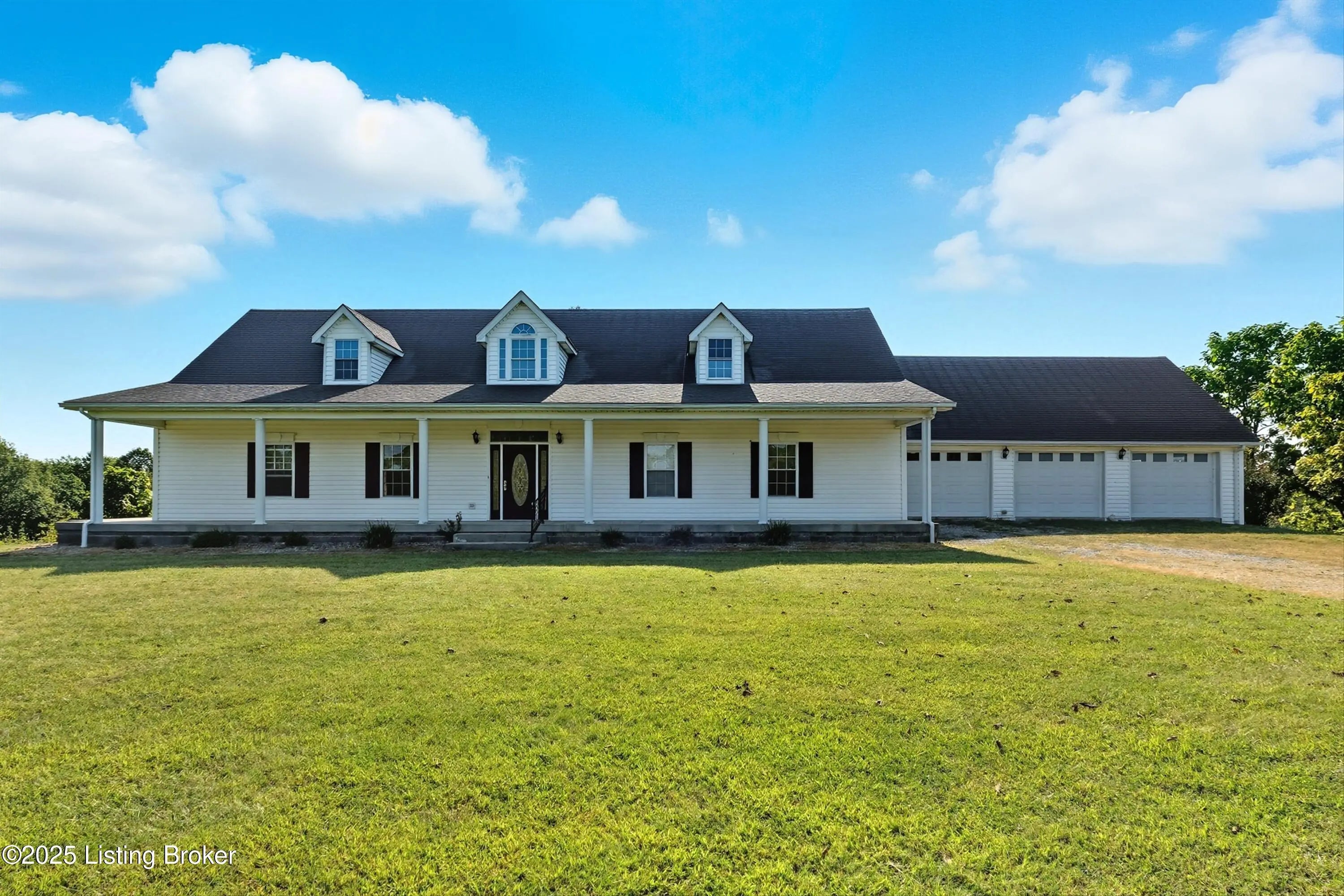 Photo of Listing #1697976