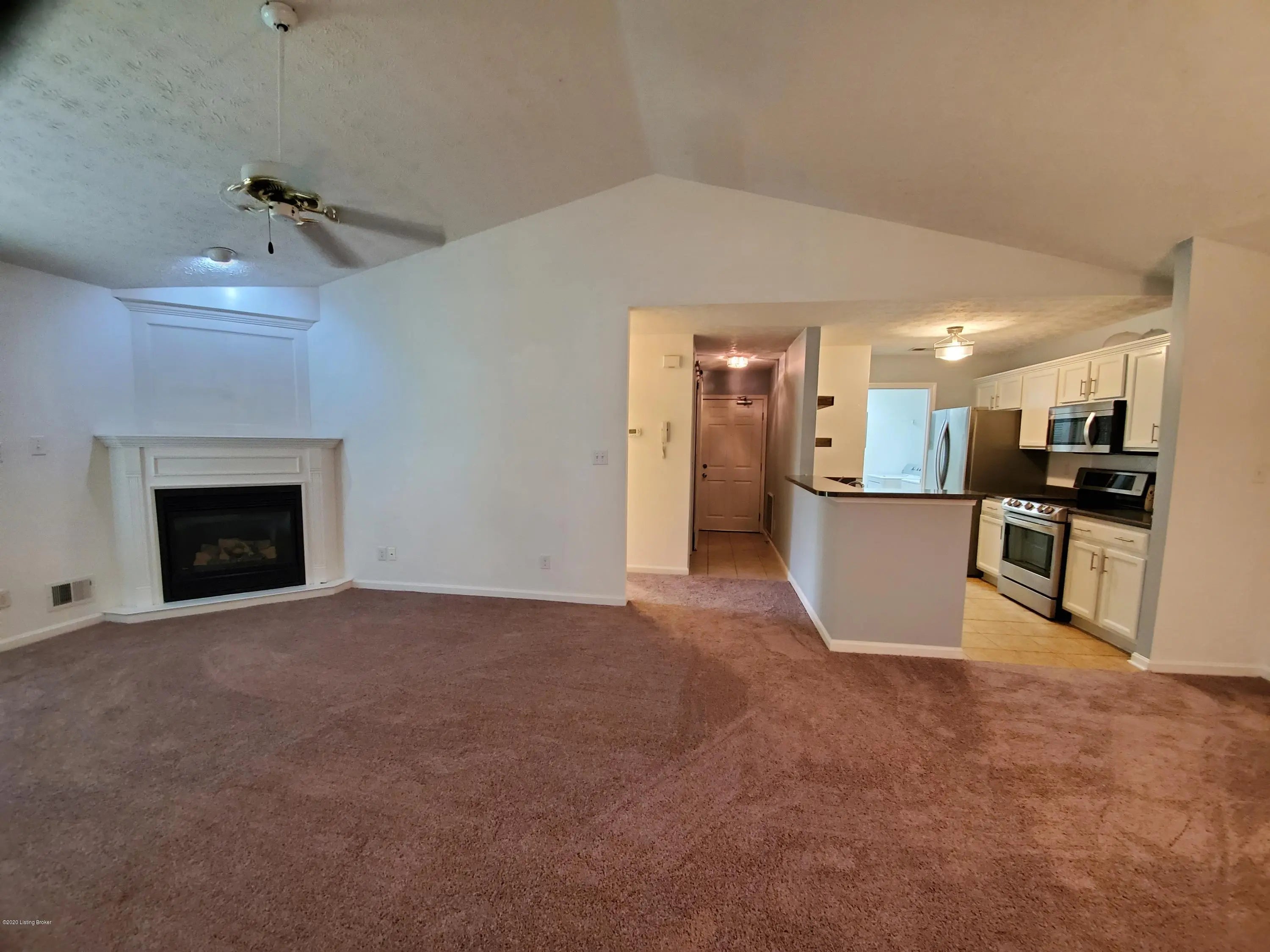 Photo of Listing #1698892