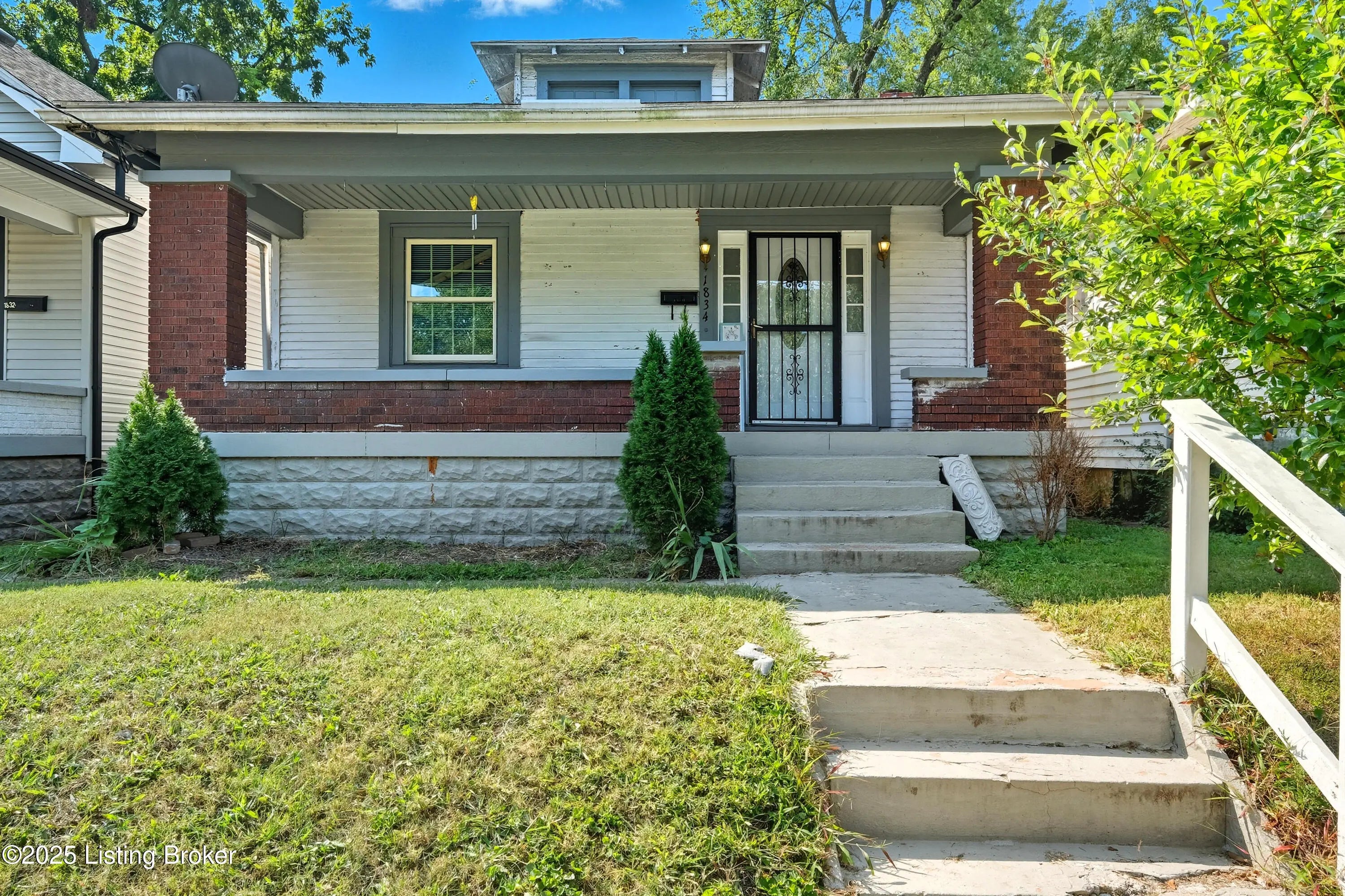 Photo of Listing #1698432