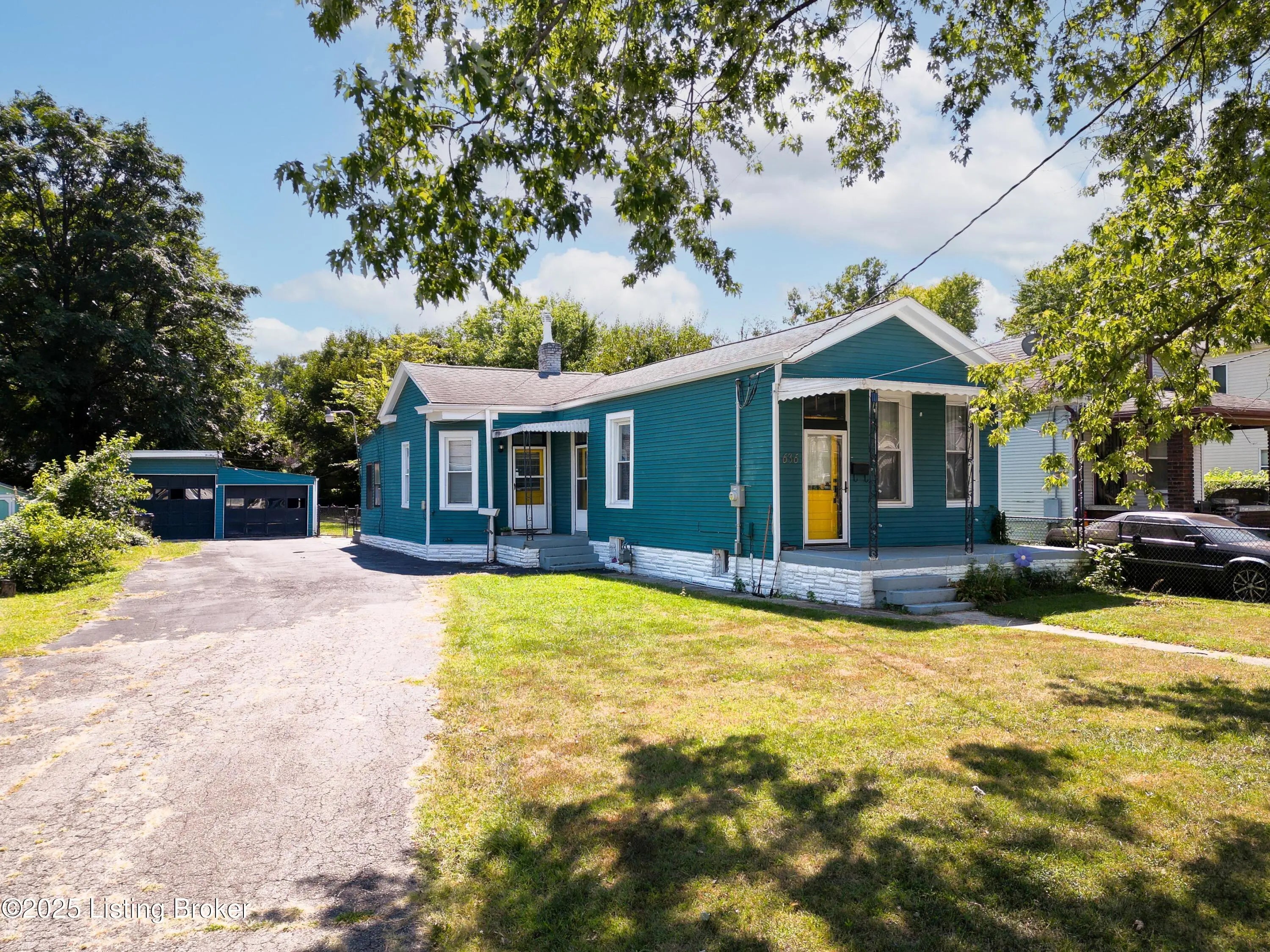 Photo of Listing #1698372