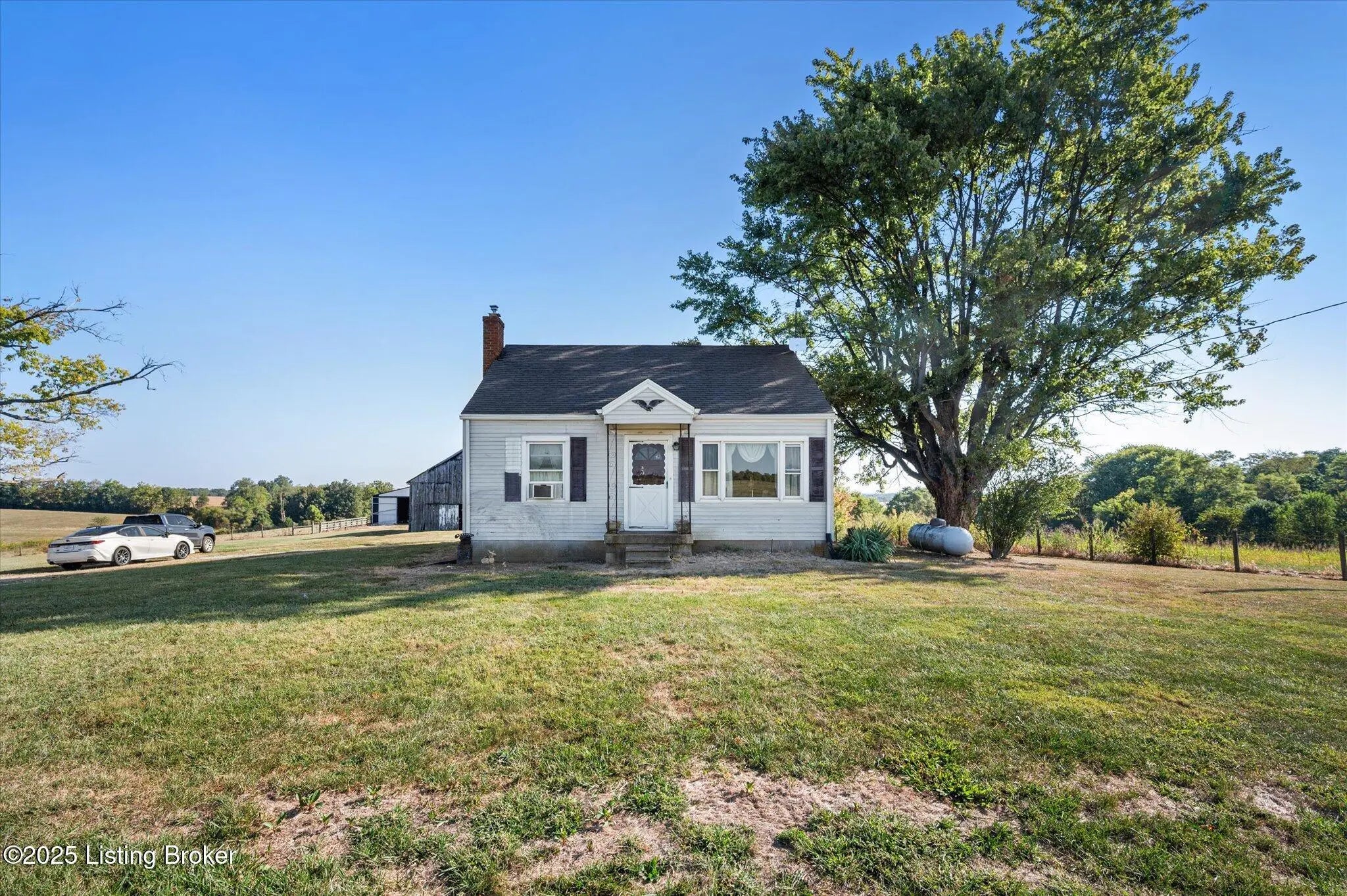 Photo of Listing #1698170