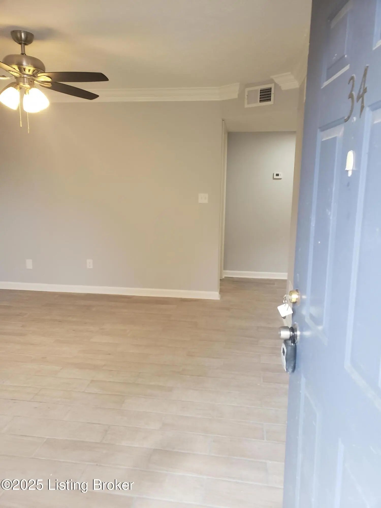 Photo of Listing #1698224