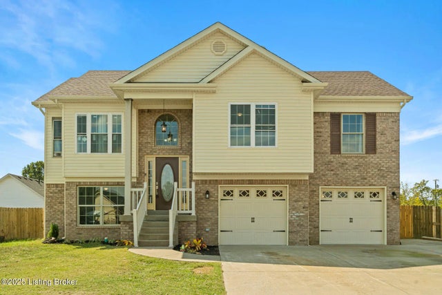 121 Mud Hen Dr, Shepherdsville