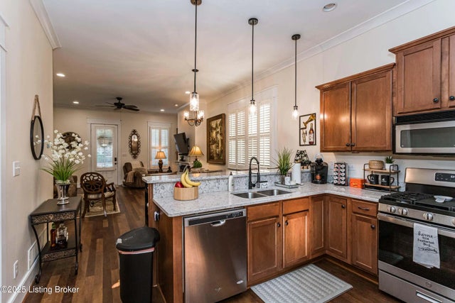 9214 Featherbell Blvd, Prospect