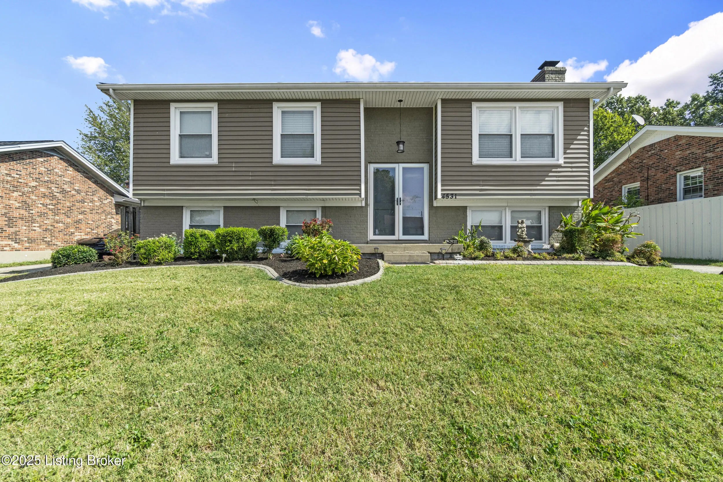 Photo of Listing #1698309