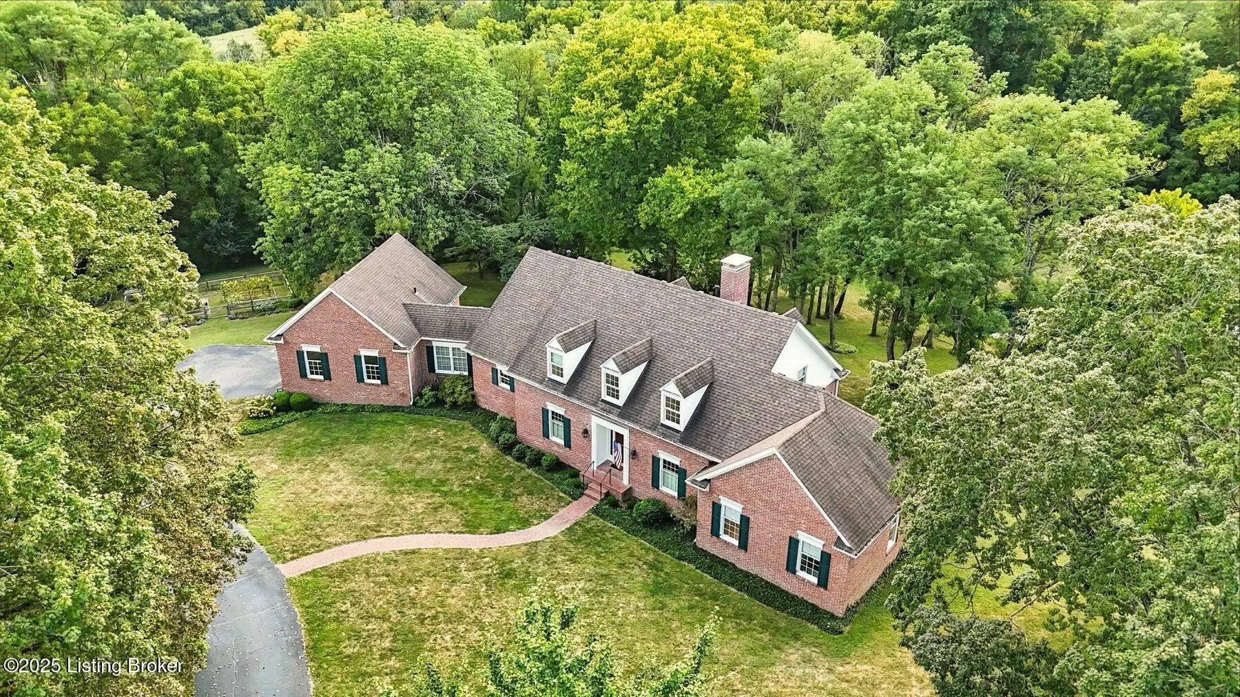 Photo of Listing #1698353