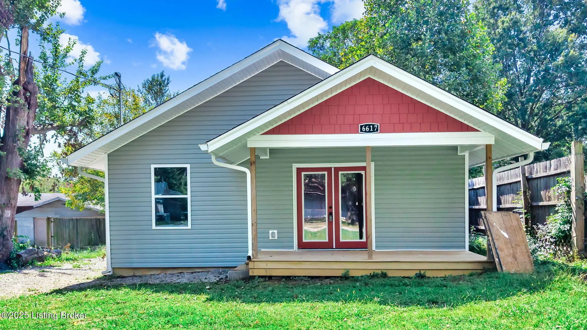 Photo of Listing #1698542