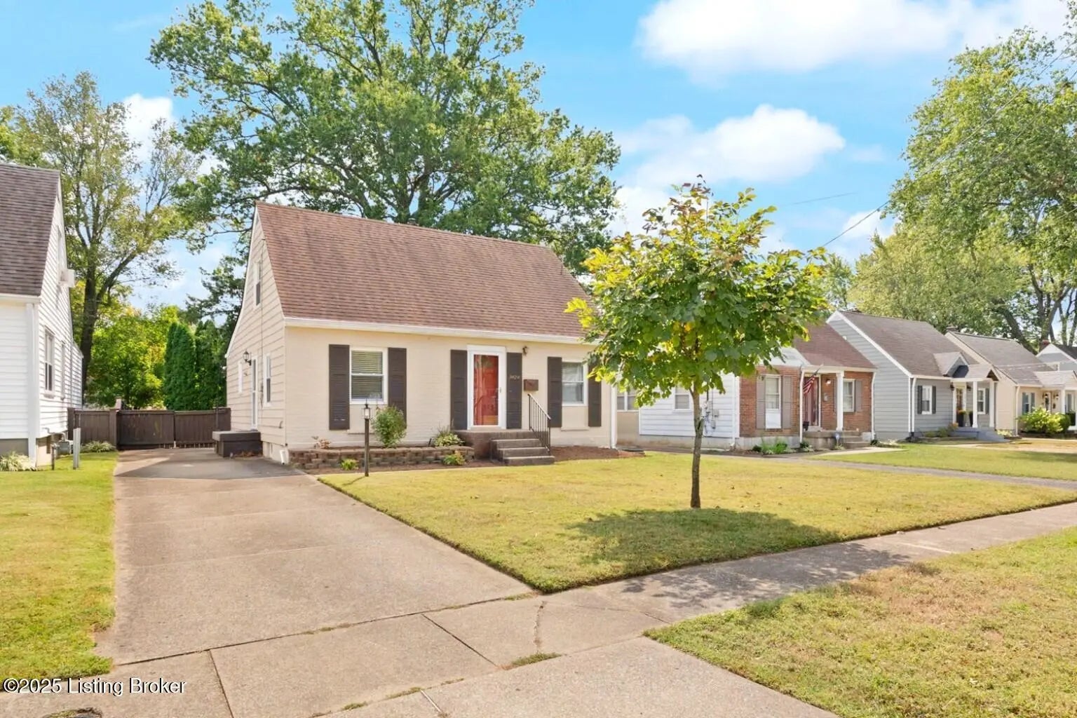 Photo of Listing #1698680