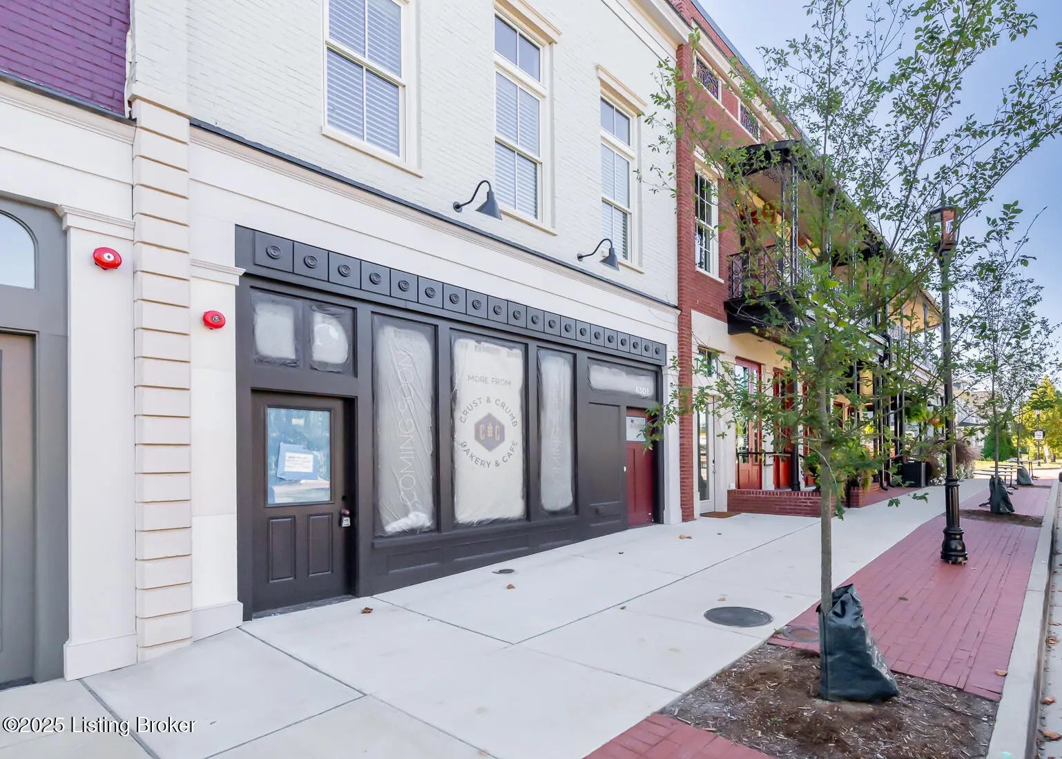 Photo of Listing #1698404