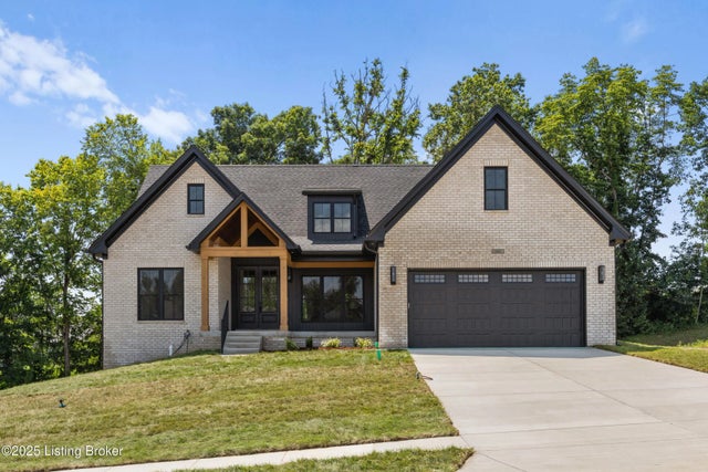 141 Broken Arrow Ct, Mt Washington