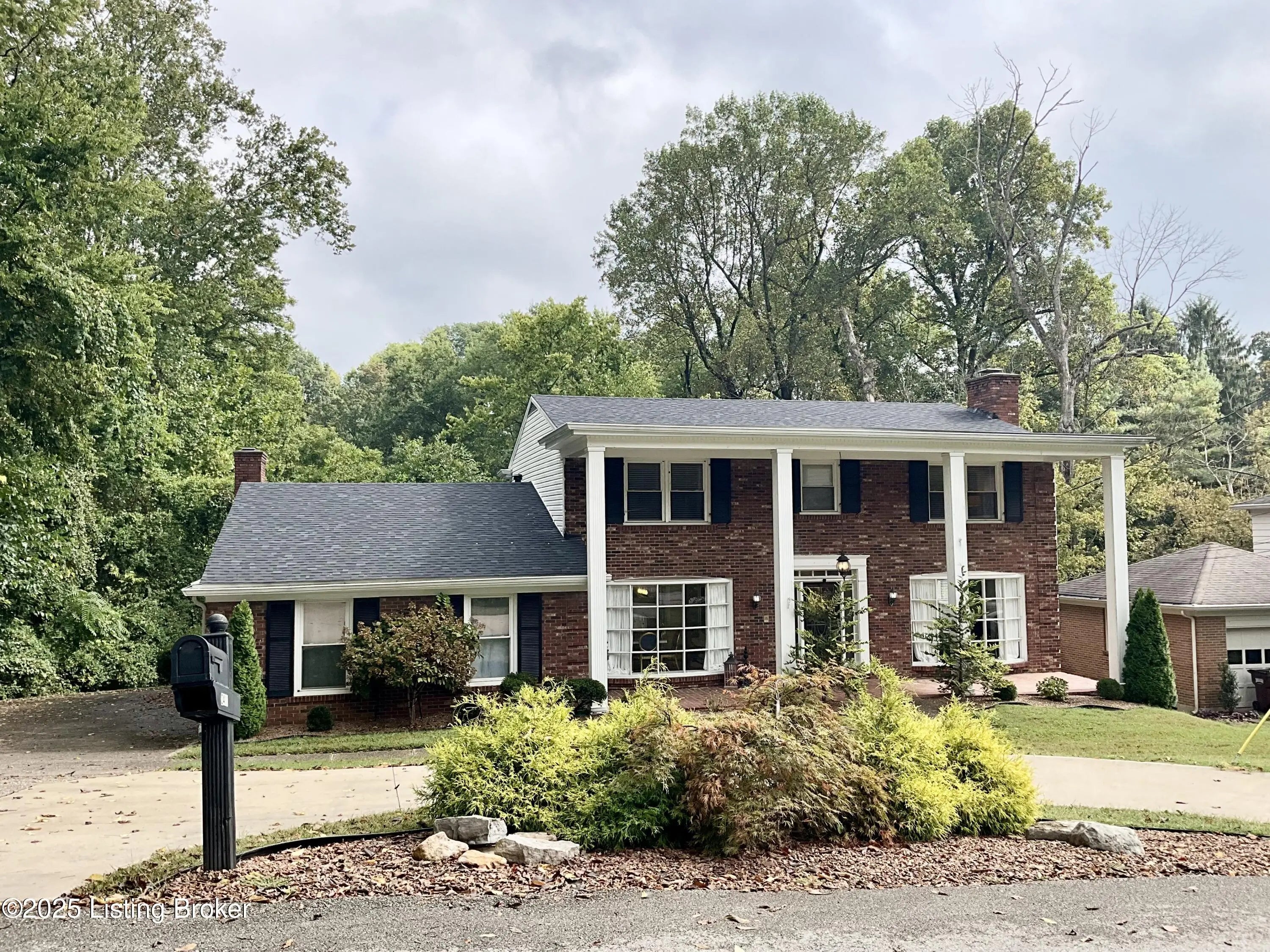 Photo of Listing #1698933