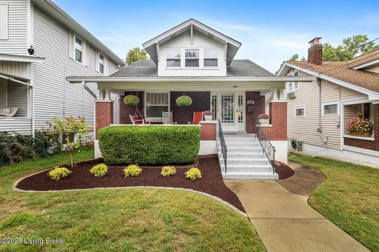 Photo of Listing #1699281