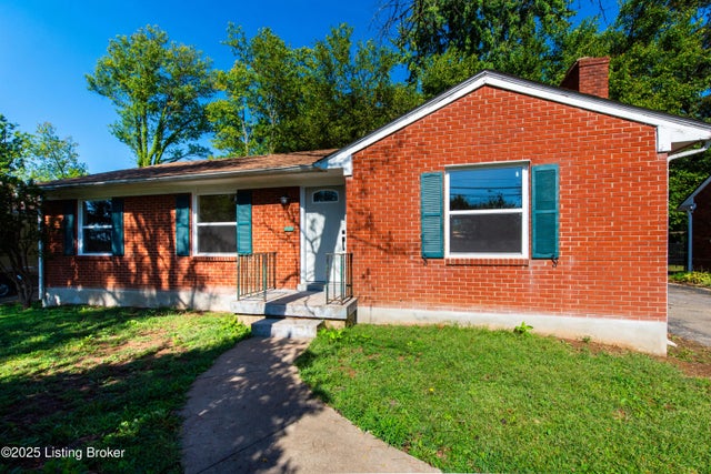 1909 Bashford Manor Ln, Louisville