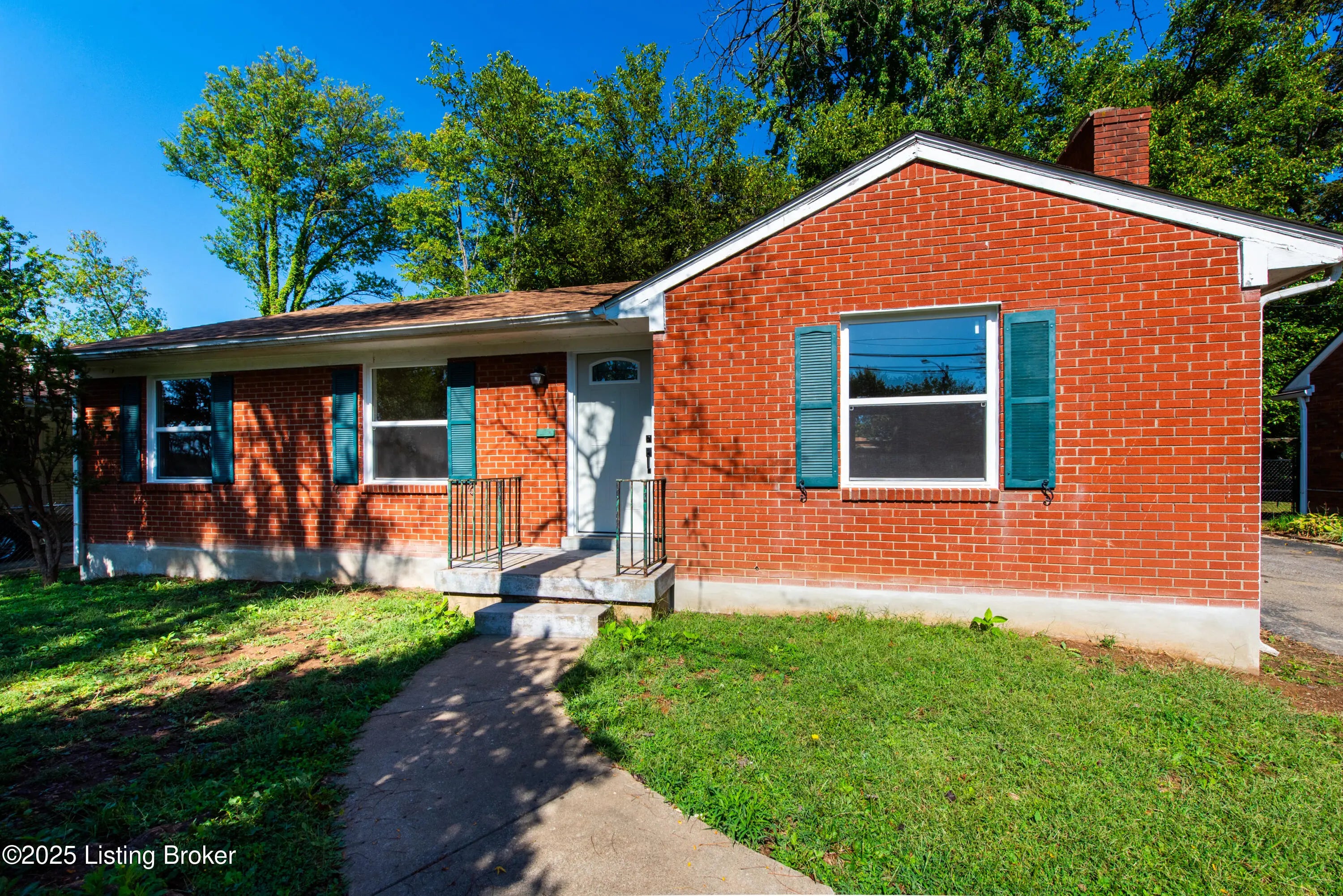 Photo of Listing #1699346