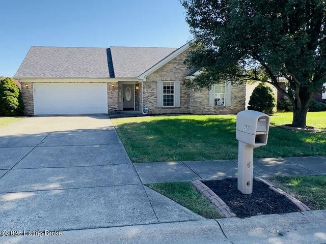 200 Shady Glen Cir, Shepherdsville