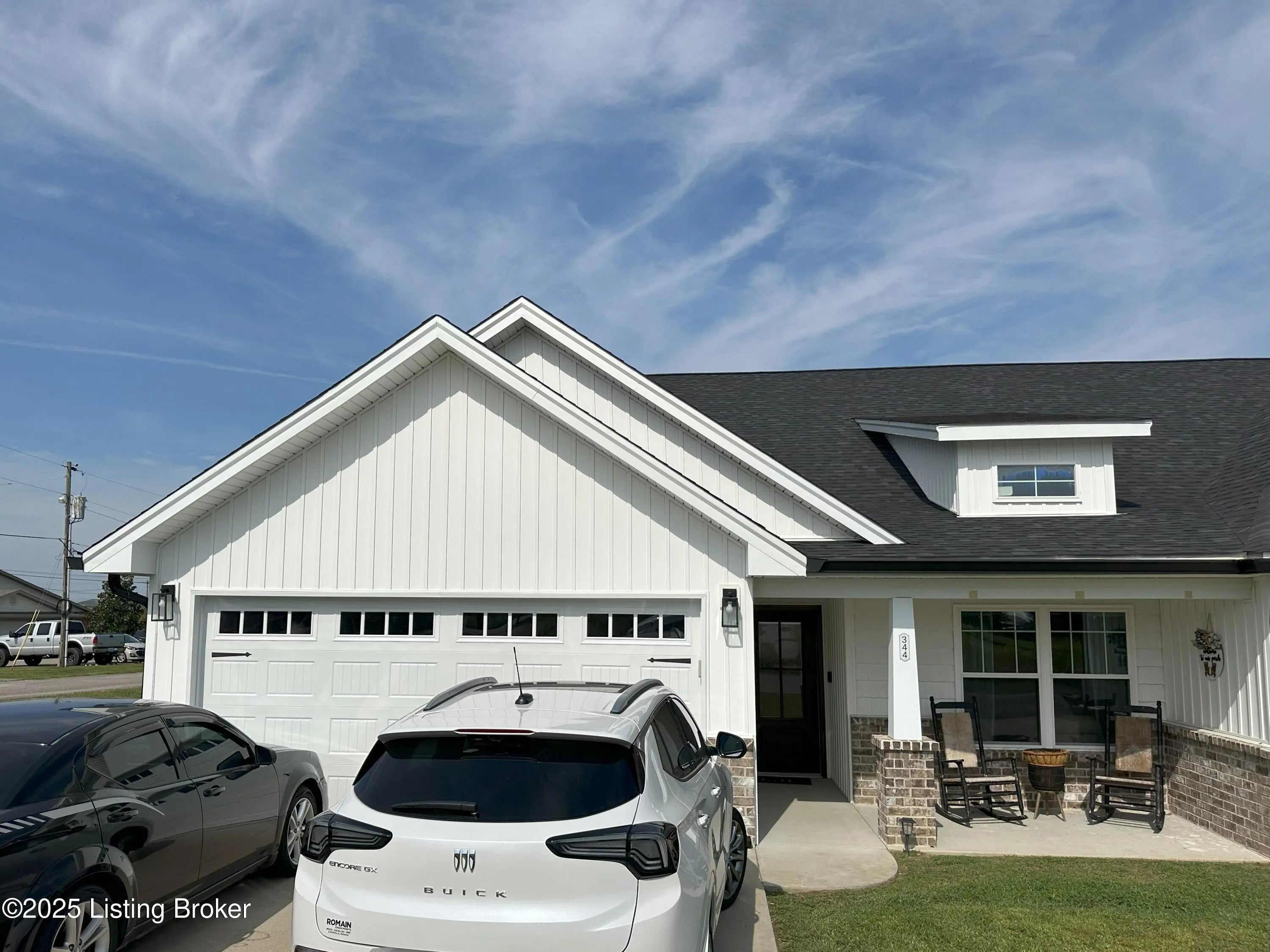 Photo of Listing #1698819