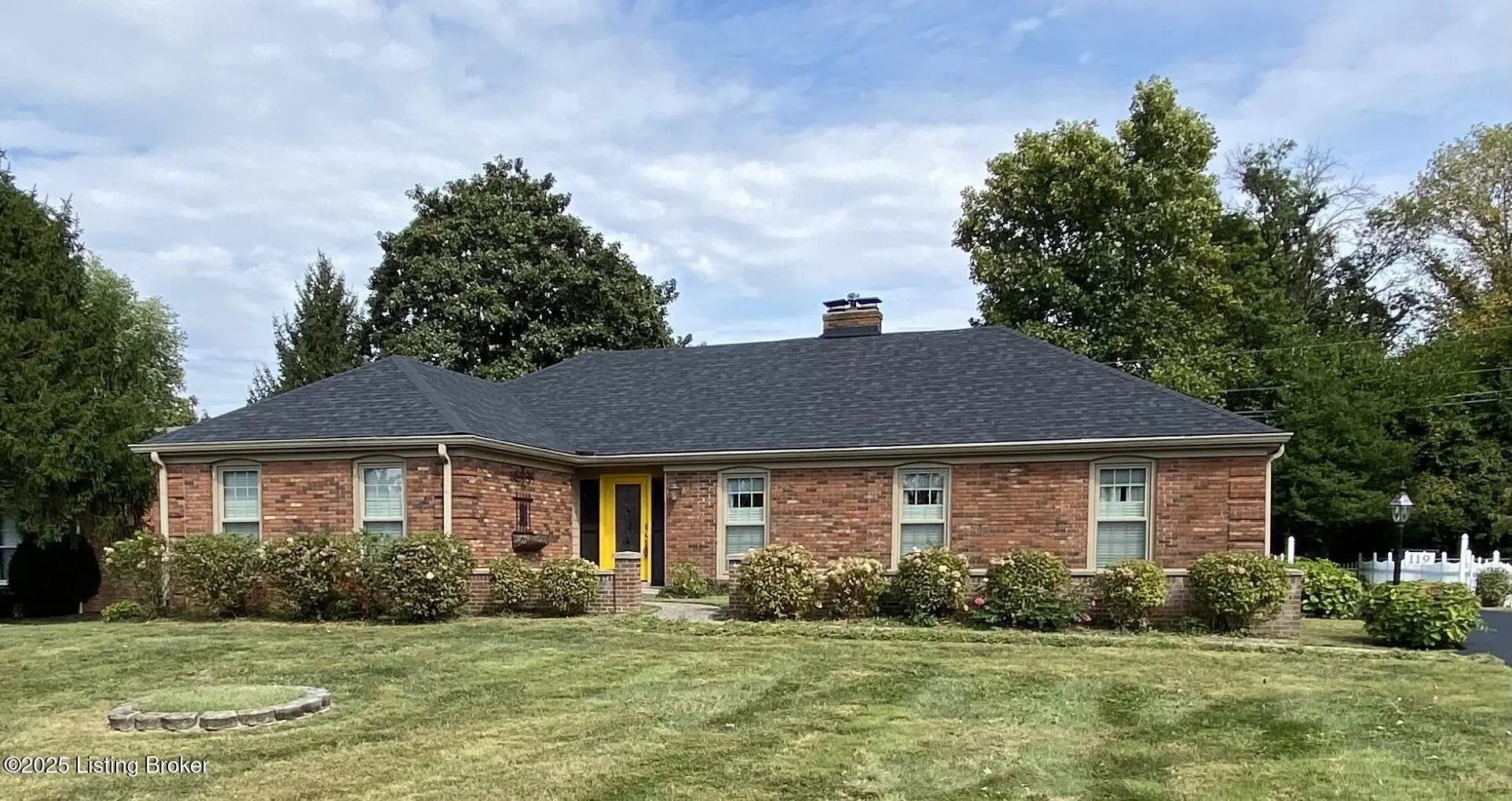 Photo of Listing #1698944