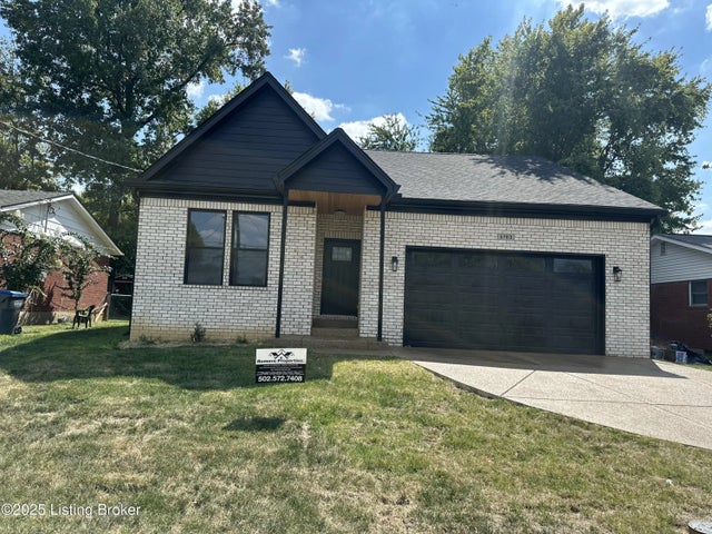 5703 Spicewood Ln, Louisville