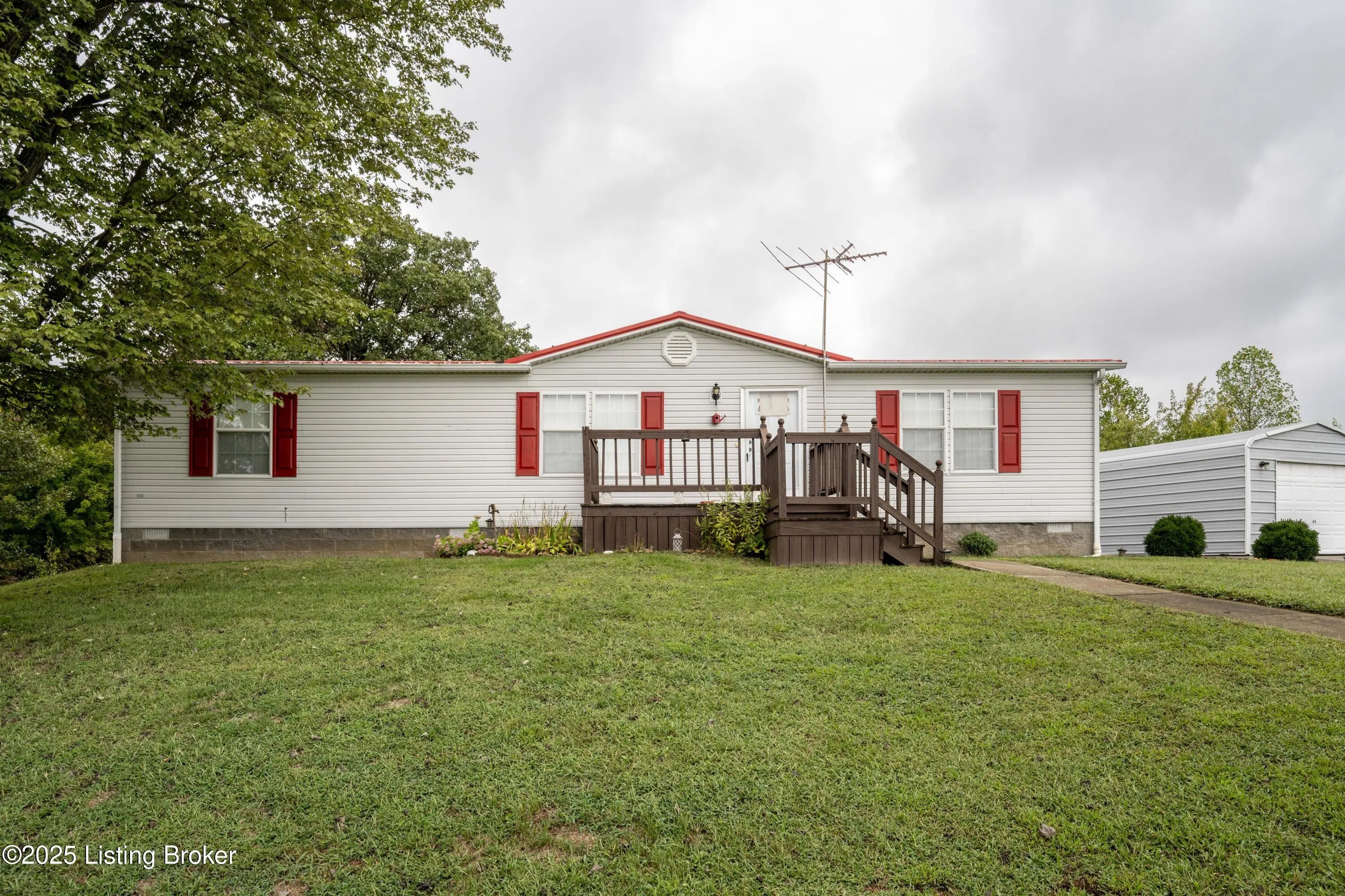 Photo of Listing #1699135