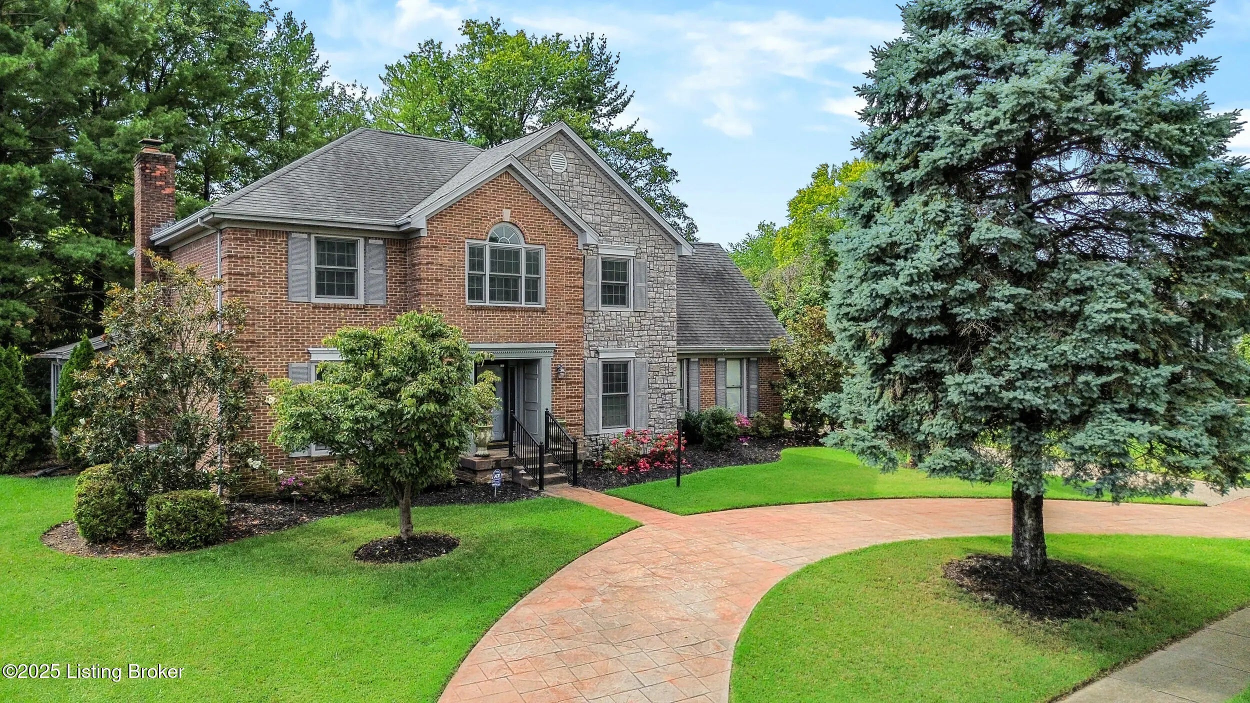 Photo of Listing #1699257