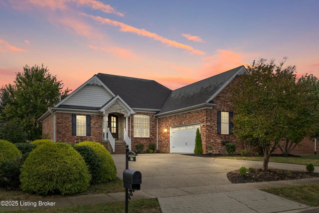 684 Ashbourne Dr, Shelbyville