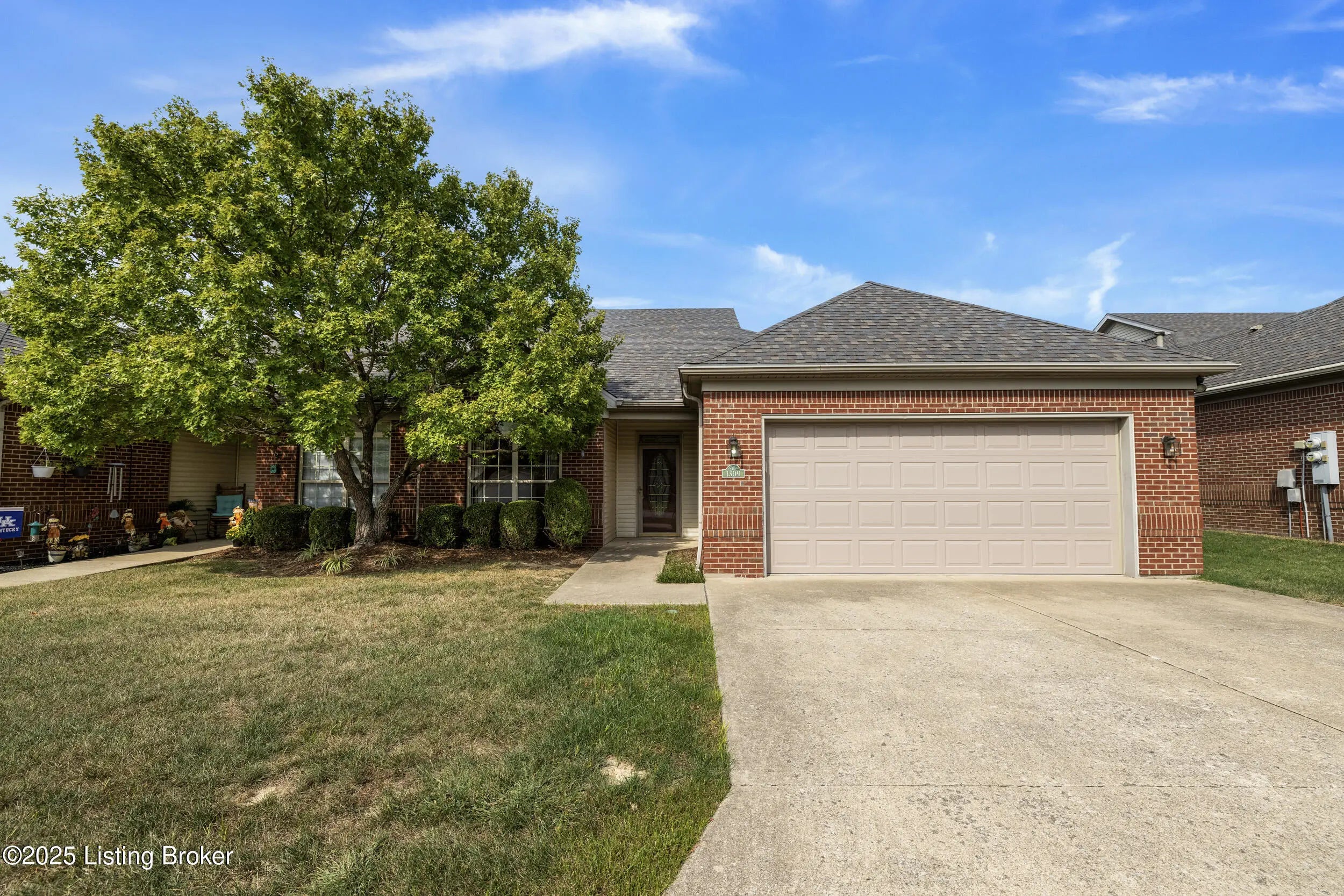 Photo of Listing #1699201