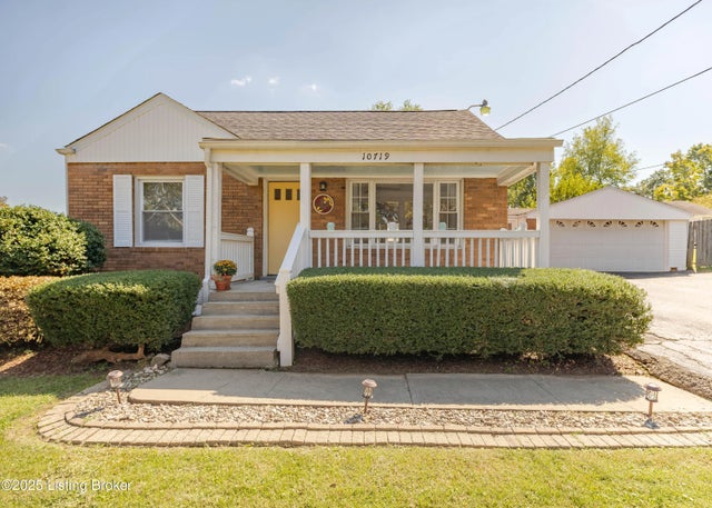 10719 Allen Dr, Fairdale