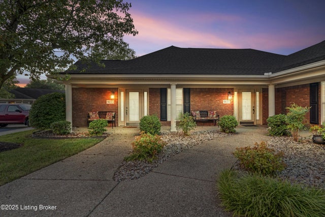 9033 Sidney Way, Louisville