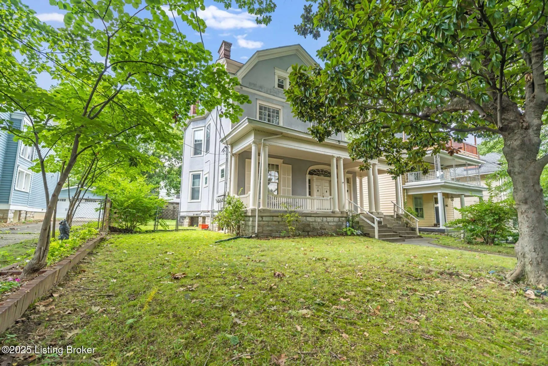 Photo of Listing #1699530