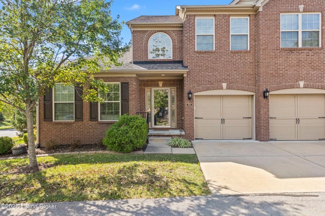 652 Durning Rd, Lexington