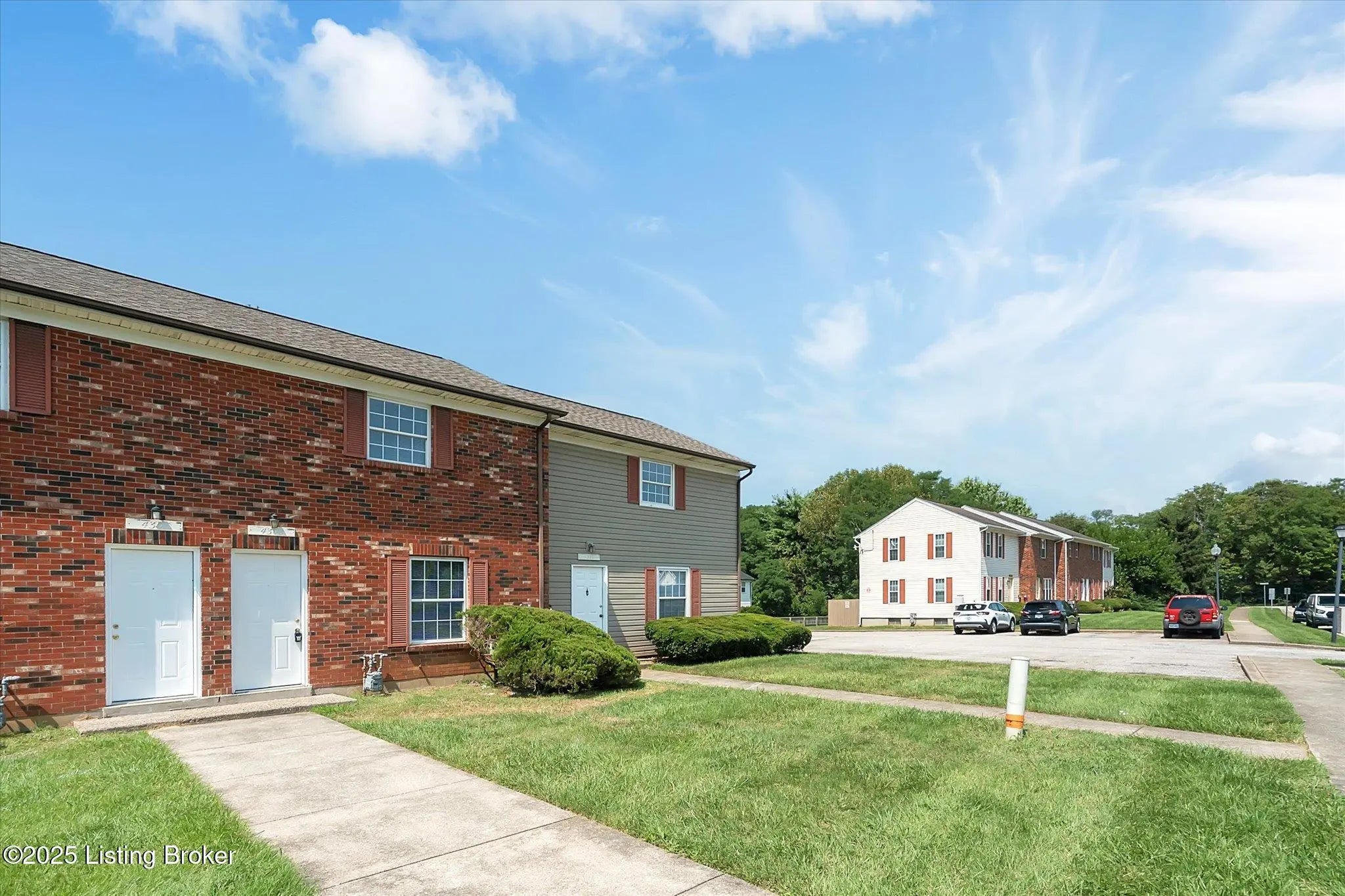 Photo of Listing #1699308