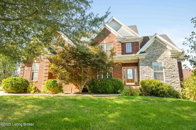 846 Abingdon Cir, Shelbyville