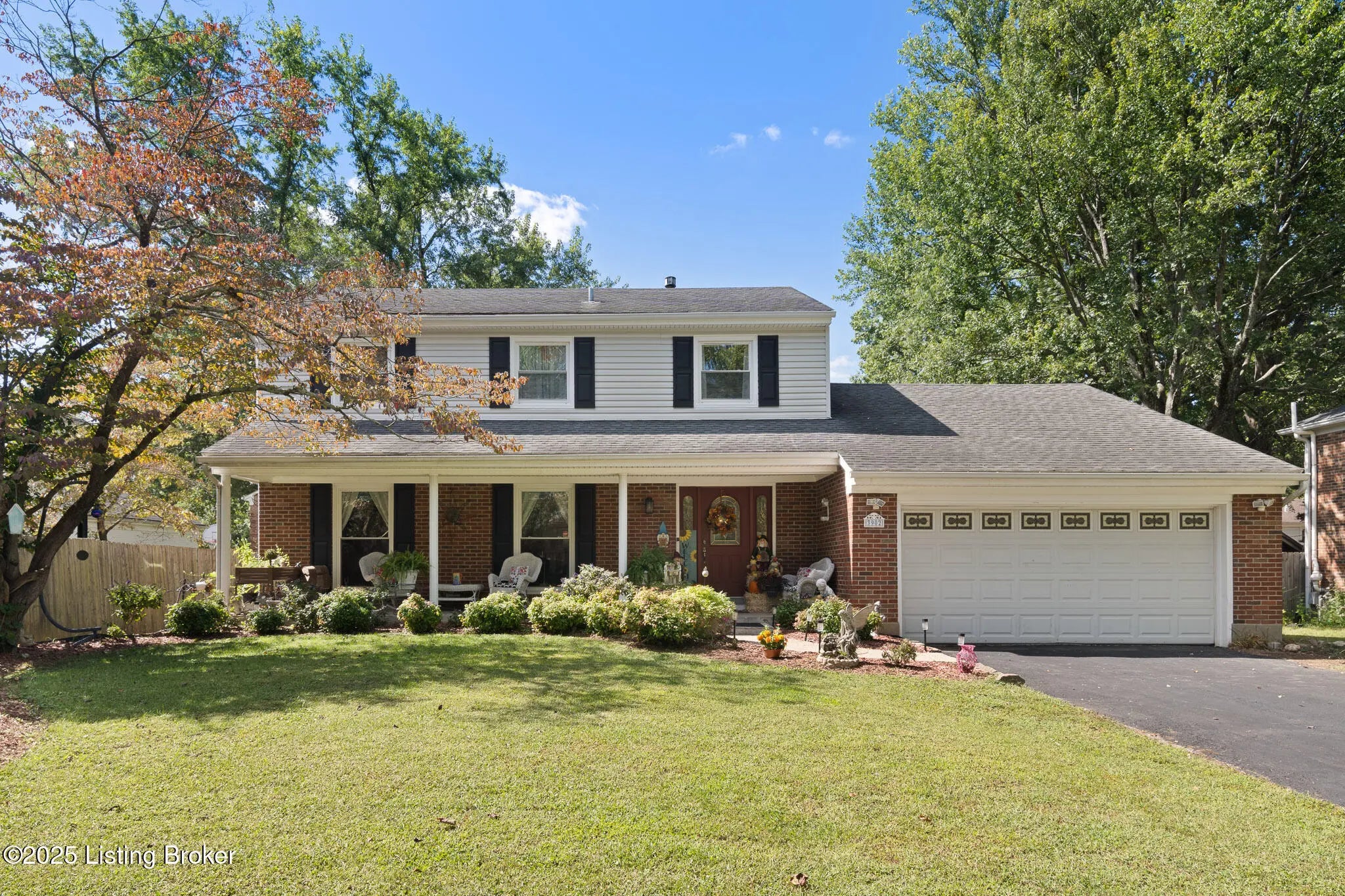 Photo of Listing #1699379