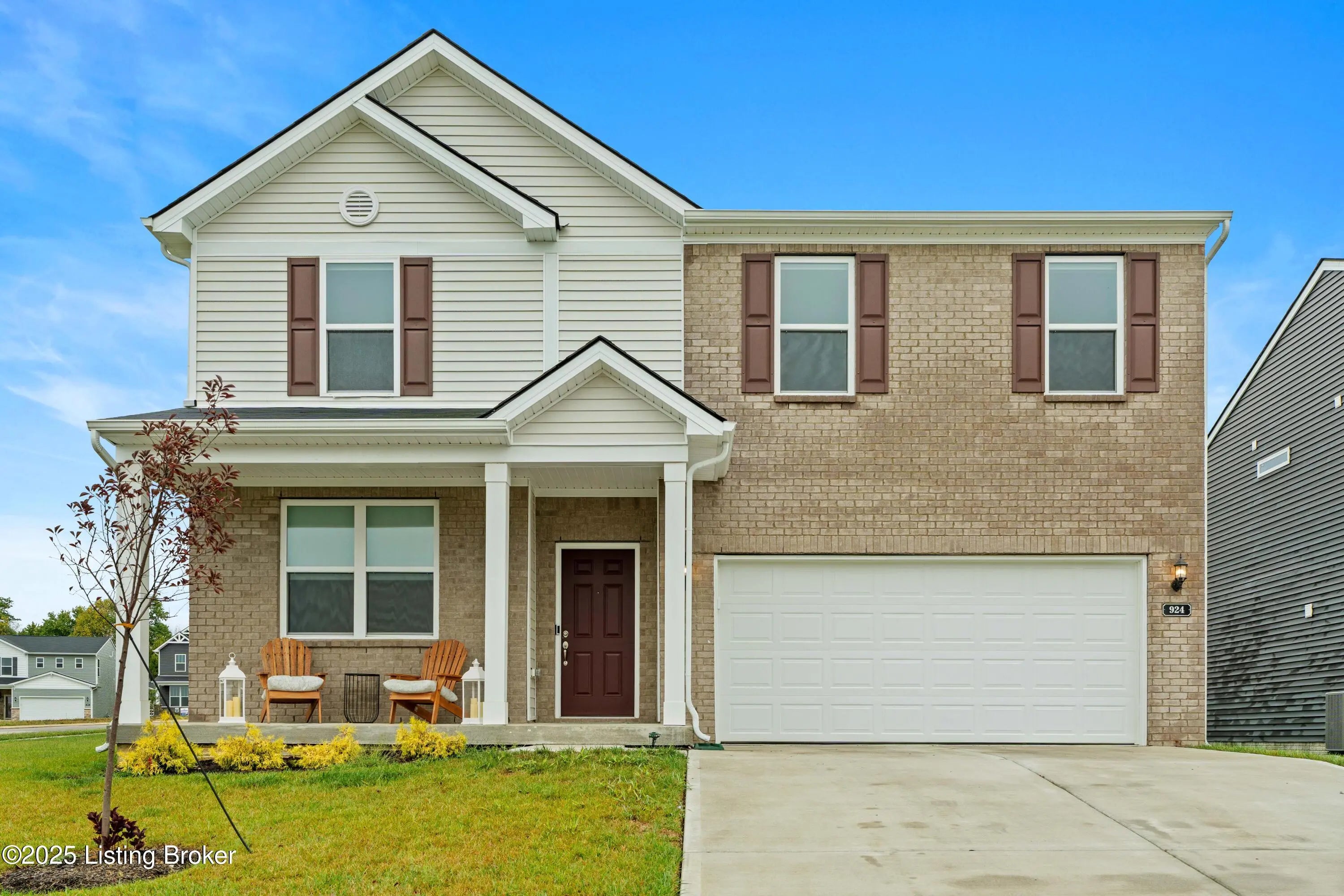 Photo of Listing #1699365