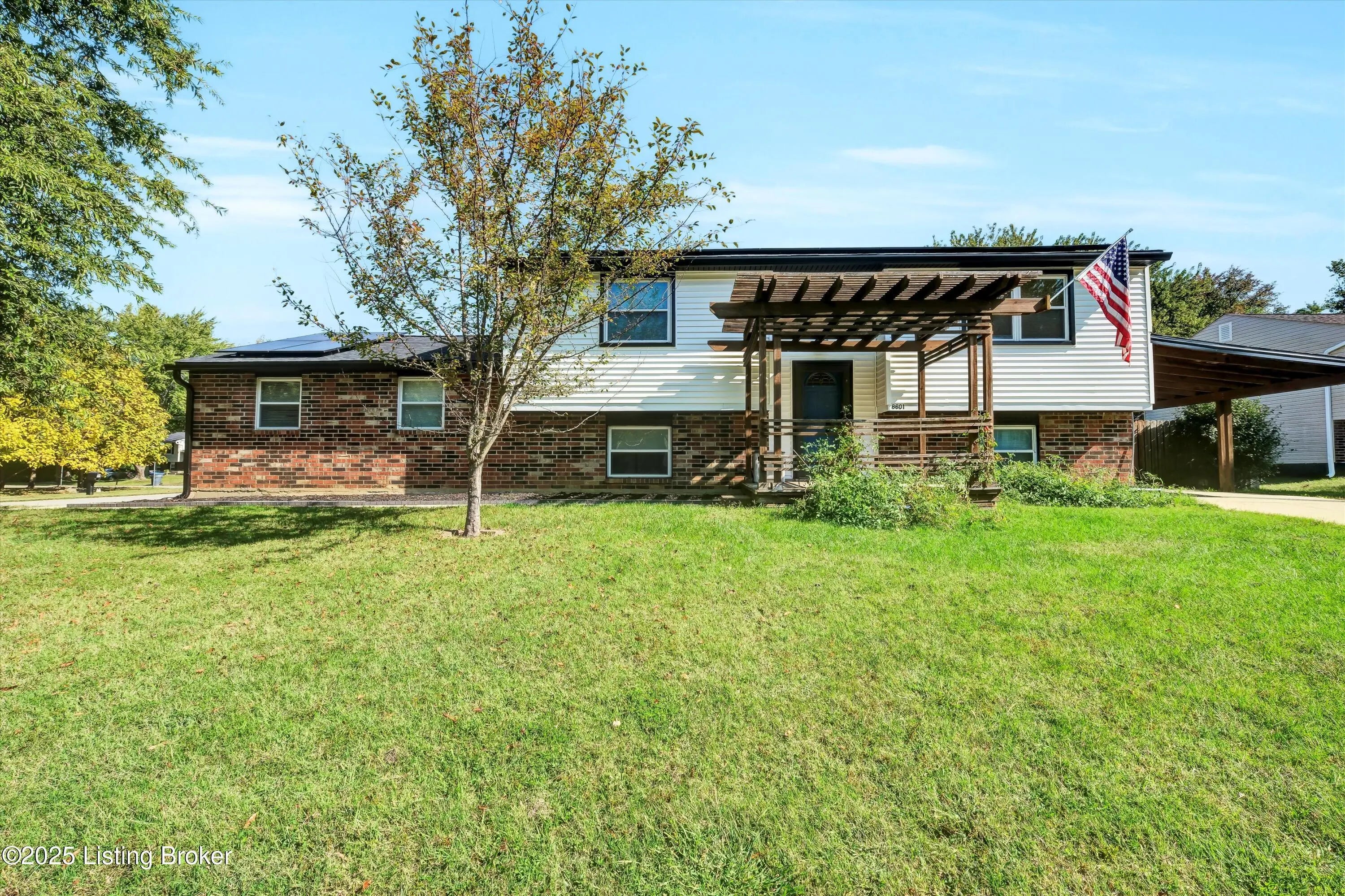 Photo of Listing #1699668