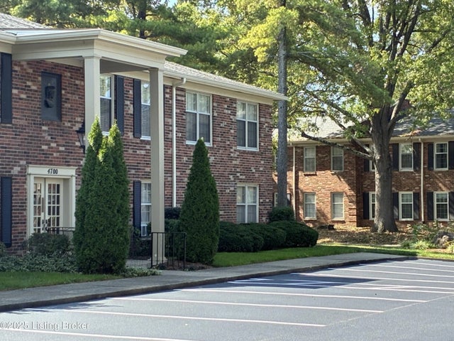 4700 Trowbridge Terrace 102, Louisville