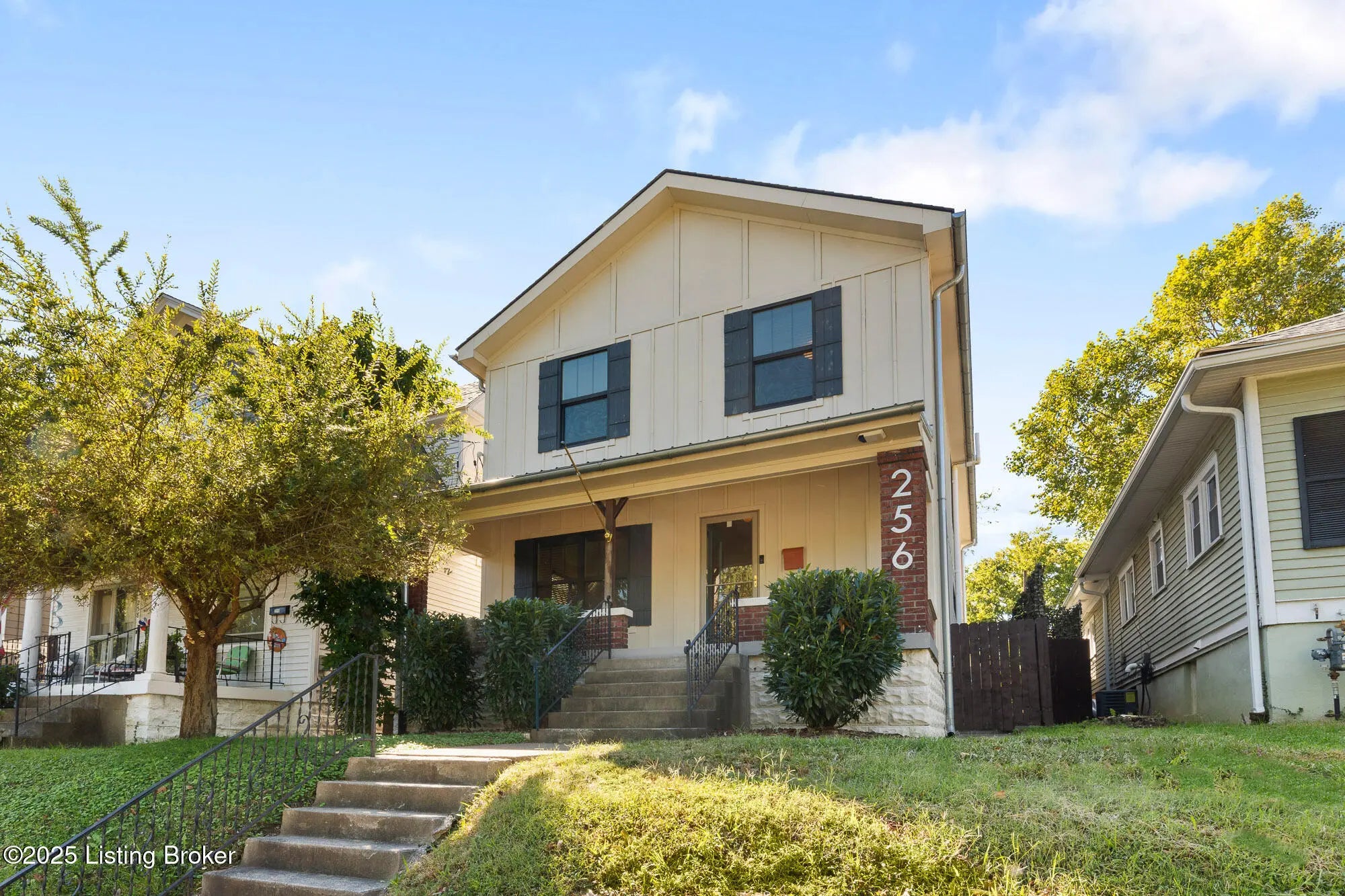 Photo of Listing #1700599