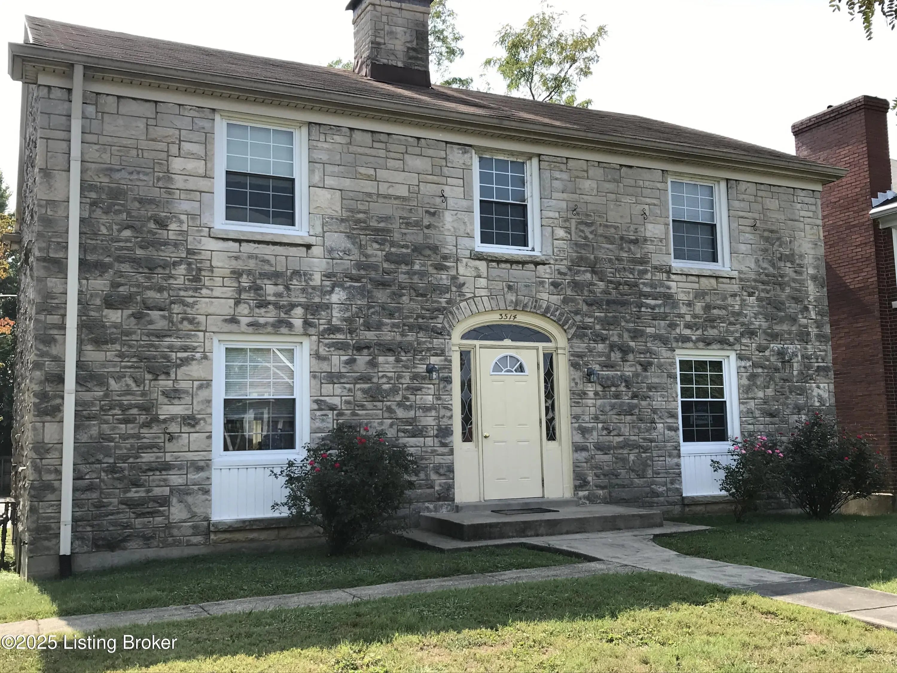 Photo of Listing #1699592