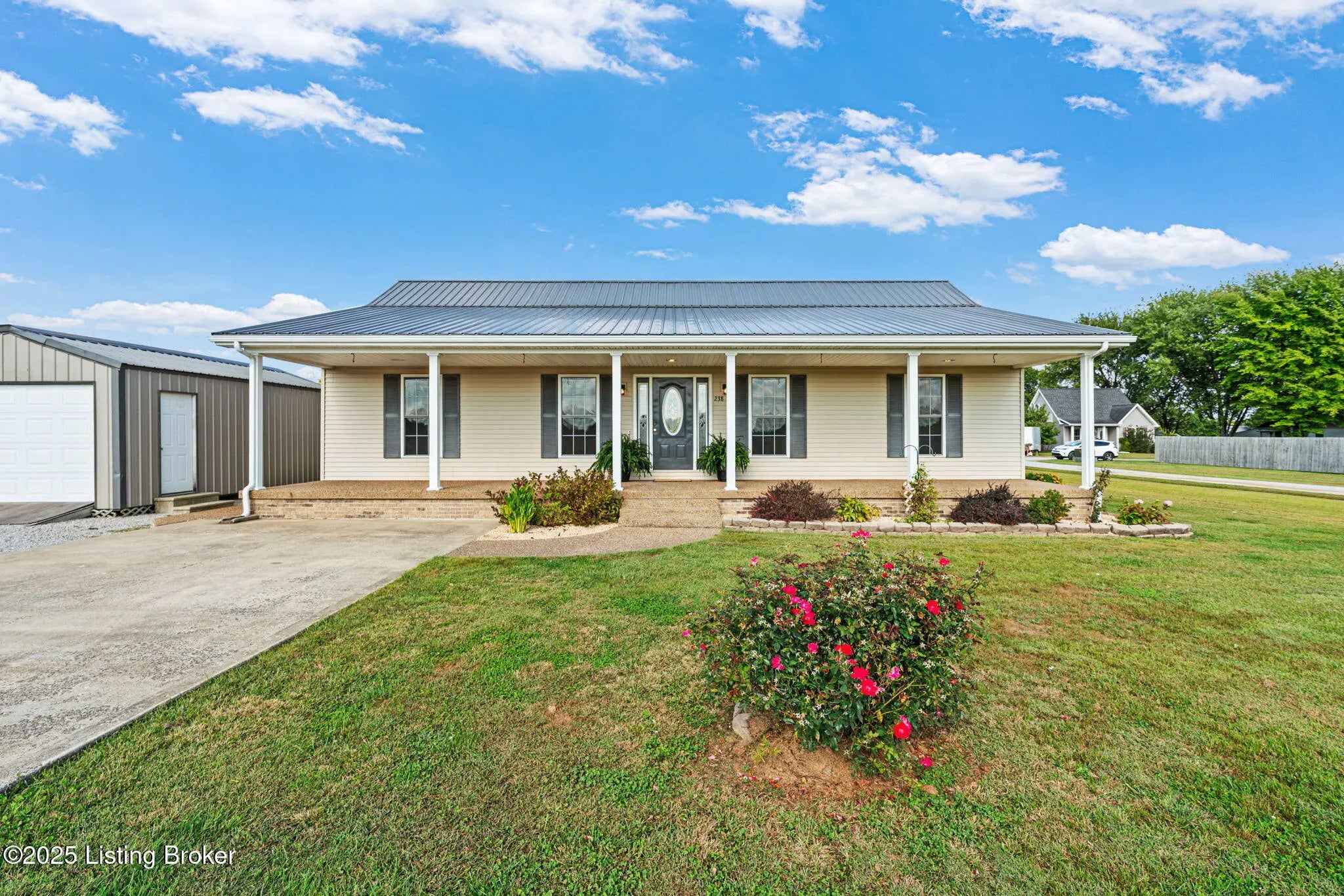 Photo of Listing #1699659