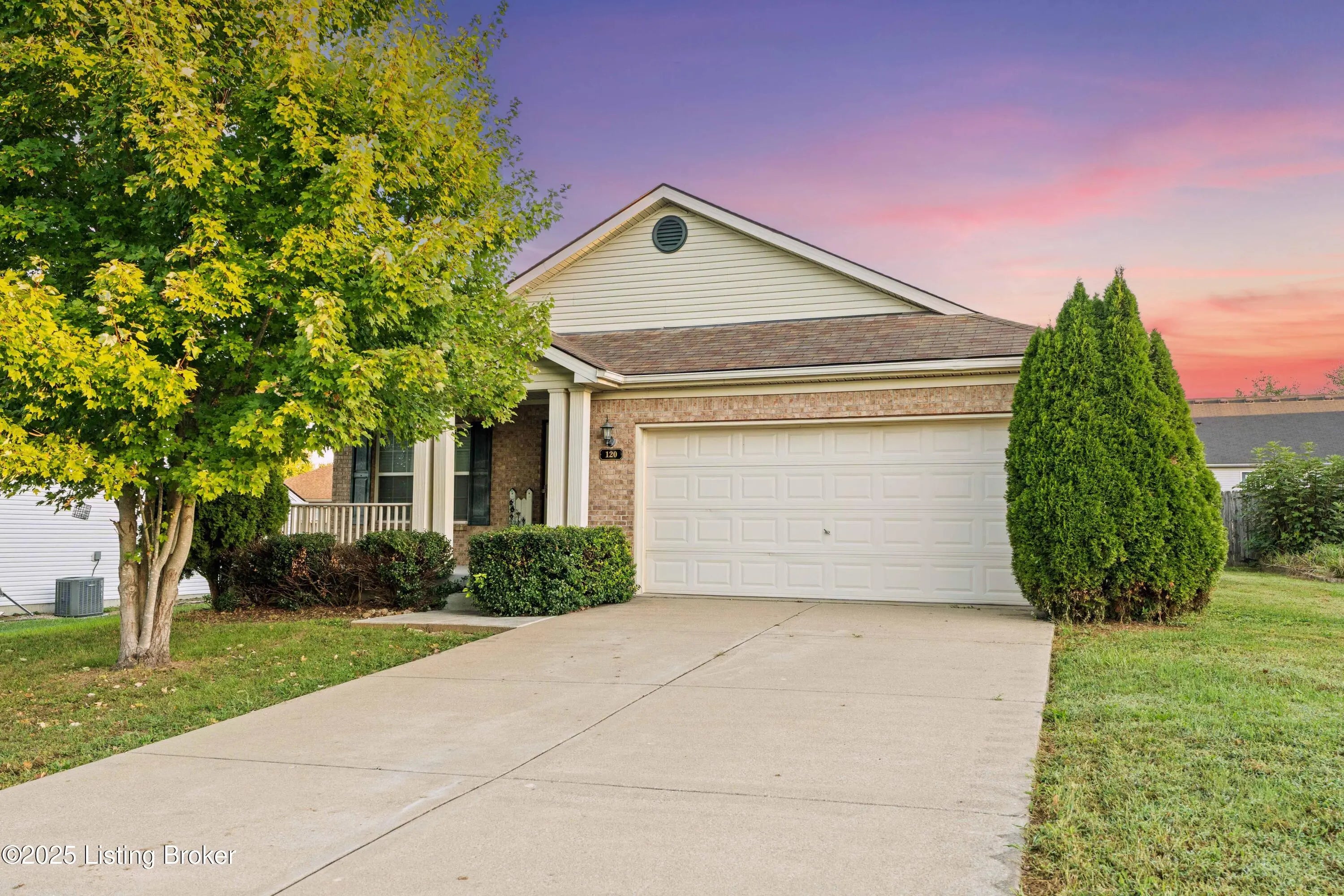 Photo of Listing #1699788