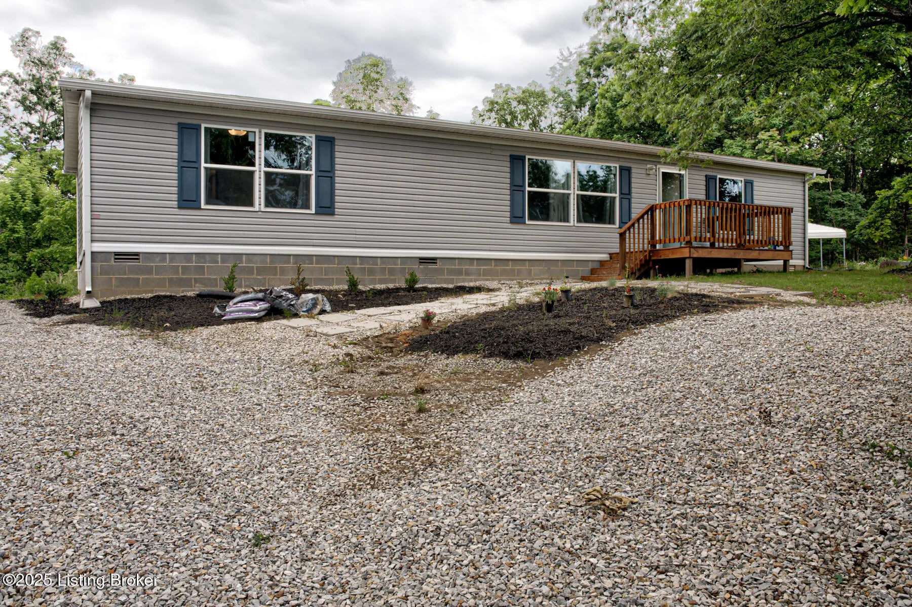 Photo of Listing #1699780