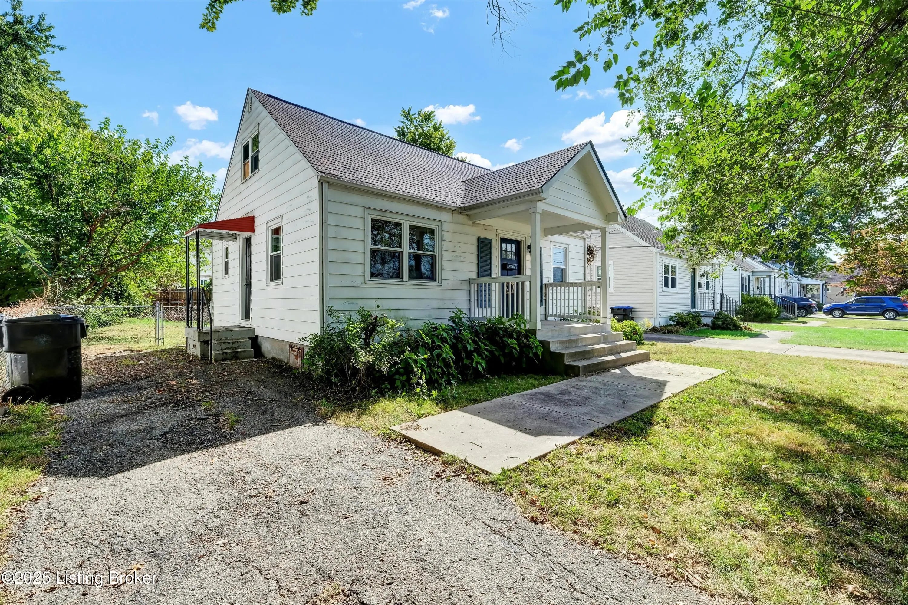 Photo of Listing #1700272