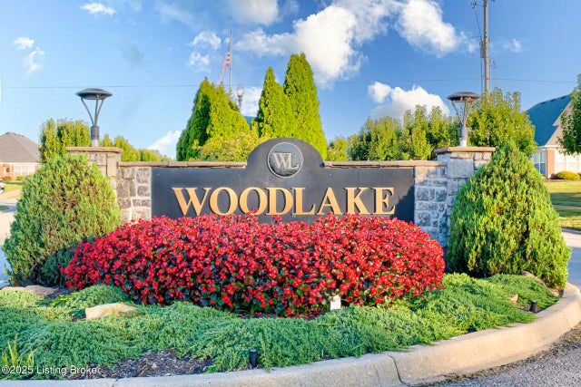 229 Lakewood Dr, Mt Washington