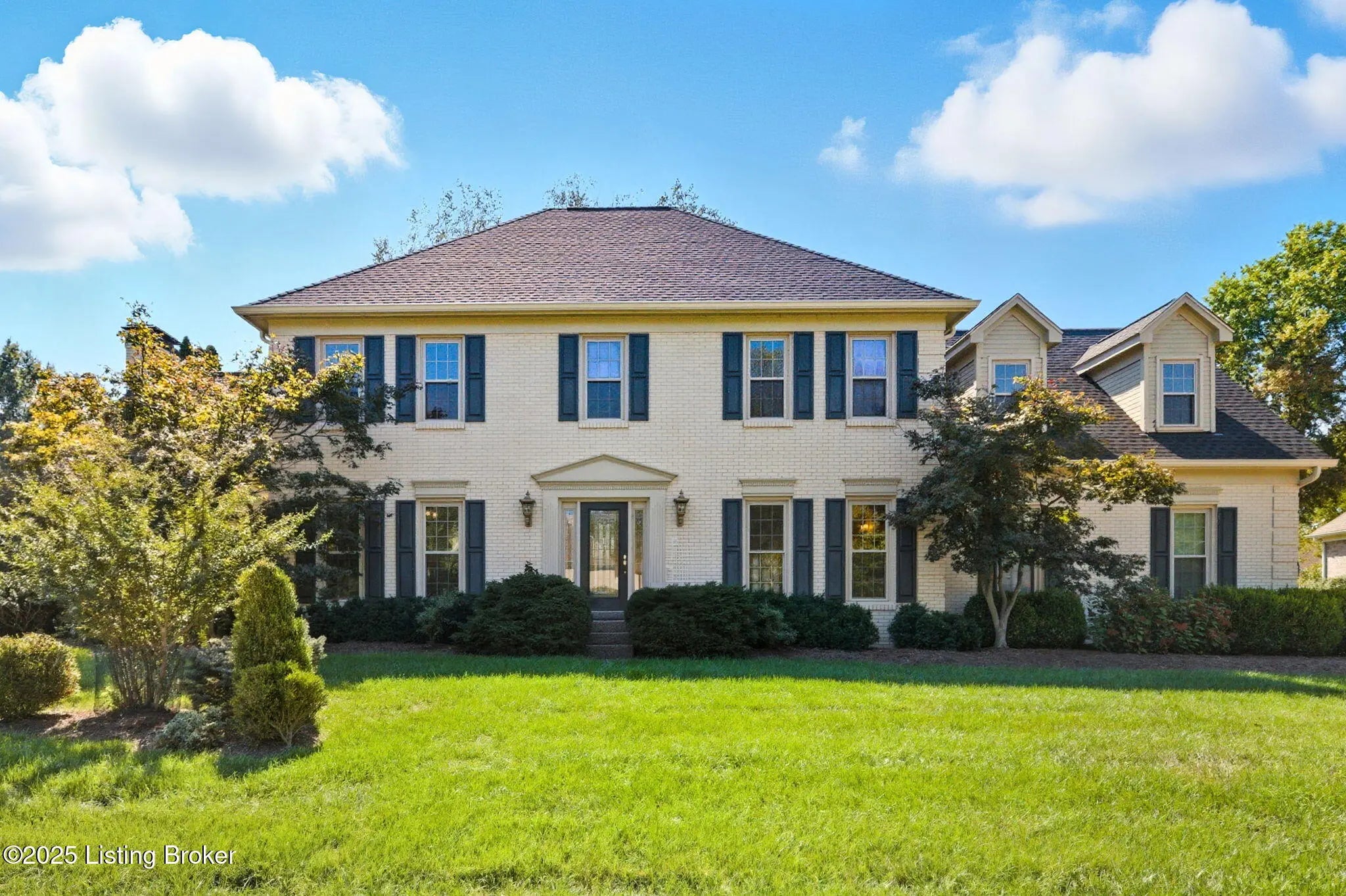 Photo of Listing #1699754