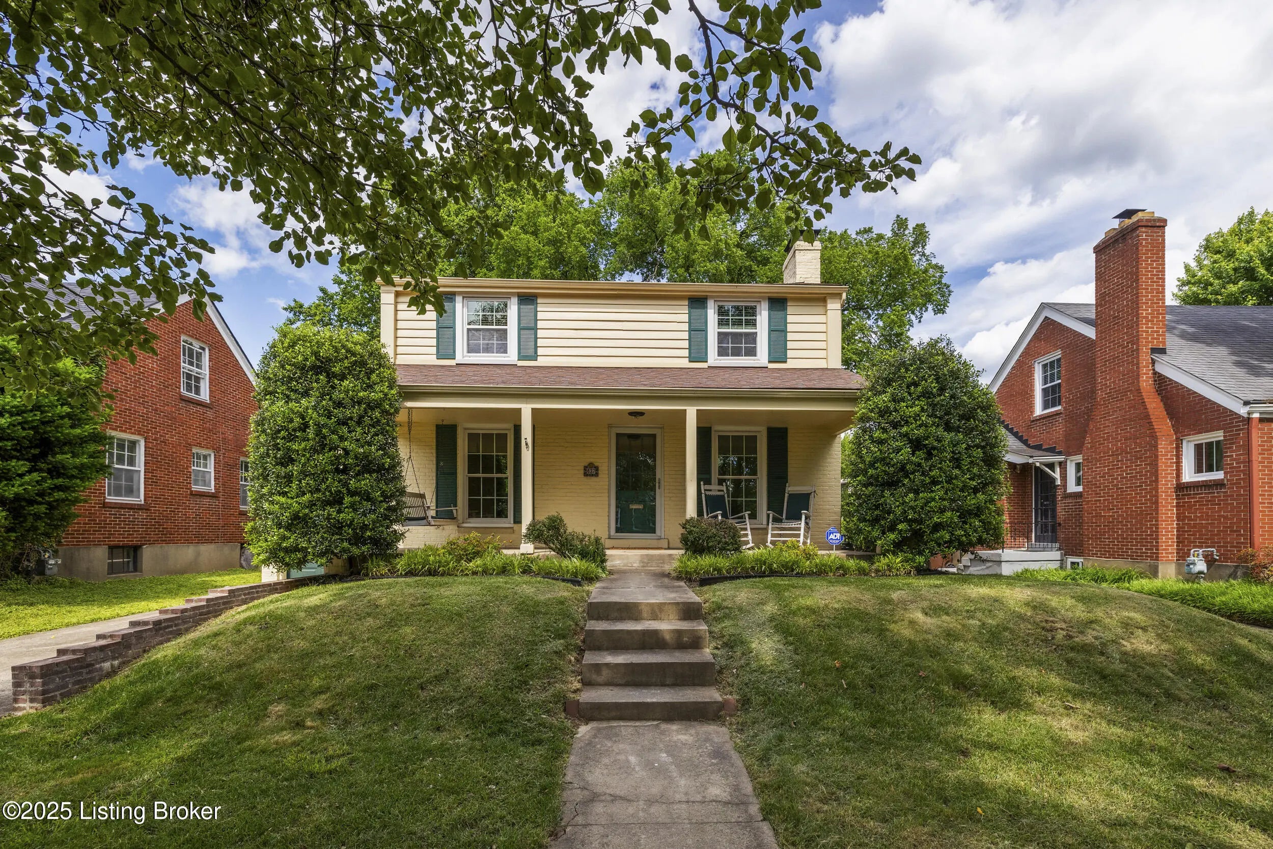 Photo of Listing #1699834