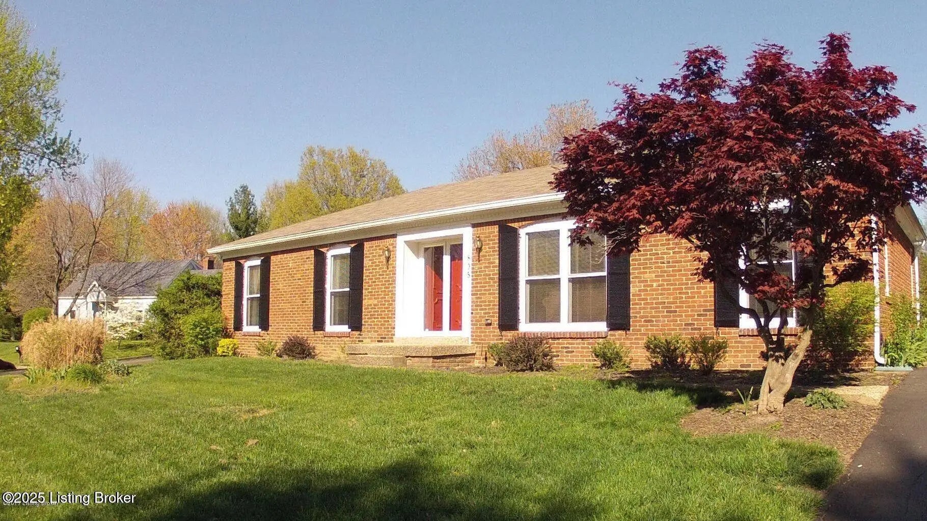 Photo of Listing #1699882