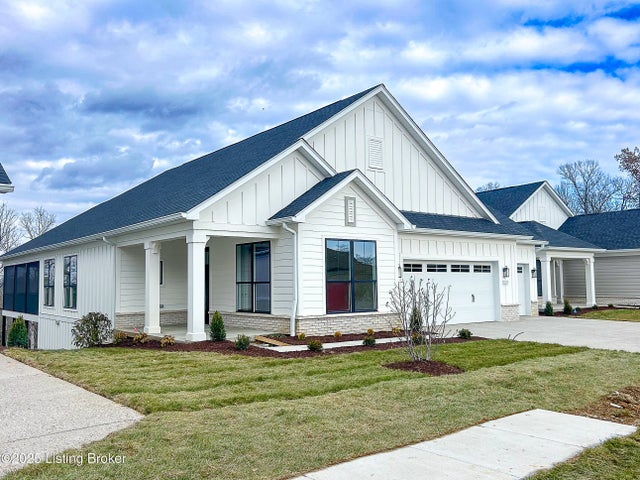 12515 Oakland Hills Trail, Louisville