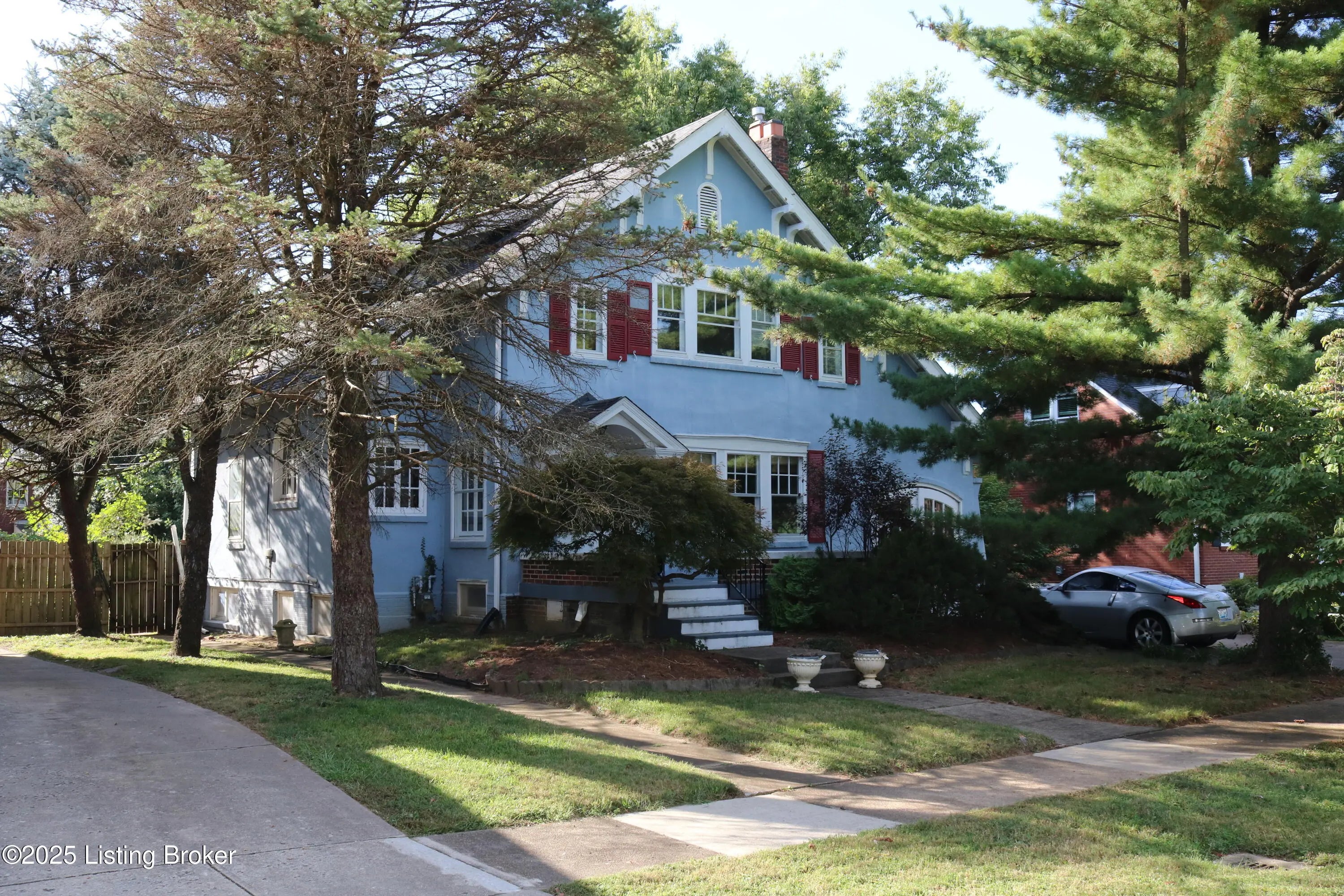 Photo of Listing #1699997