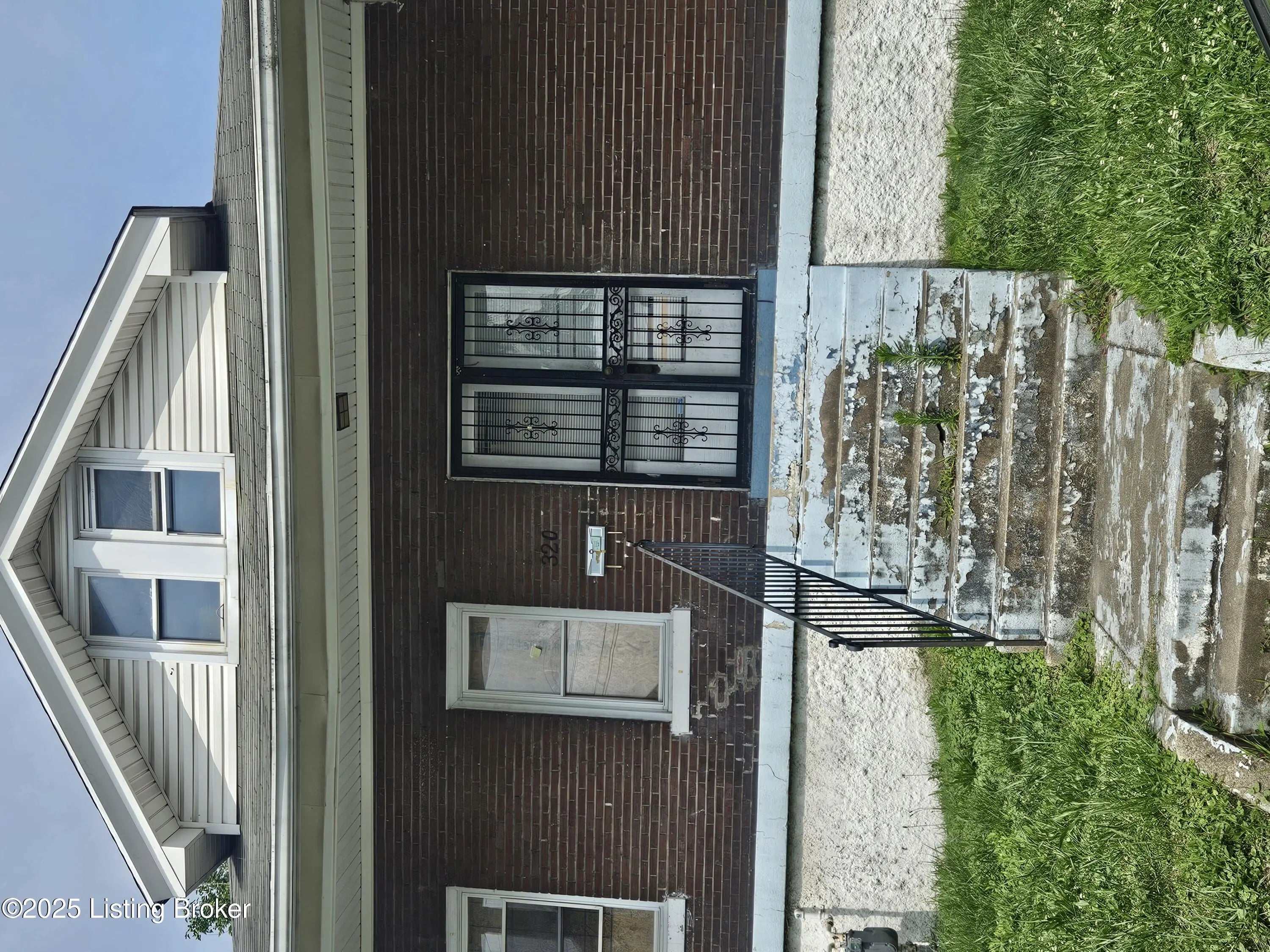 Photo of Listing #1699943